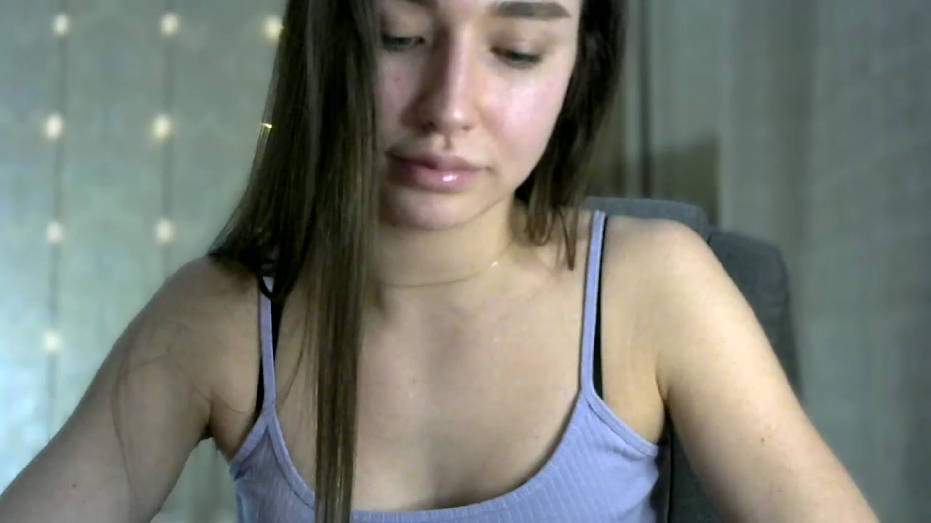 Gallery image thumbnail from bemyfriends's myfreecams stream on, 03/31/2024, 24:20 image 16 of 20