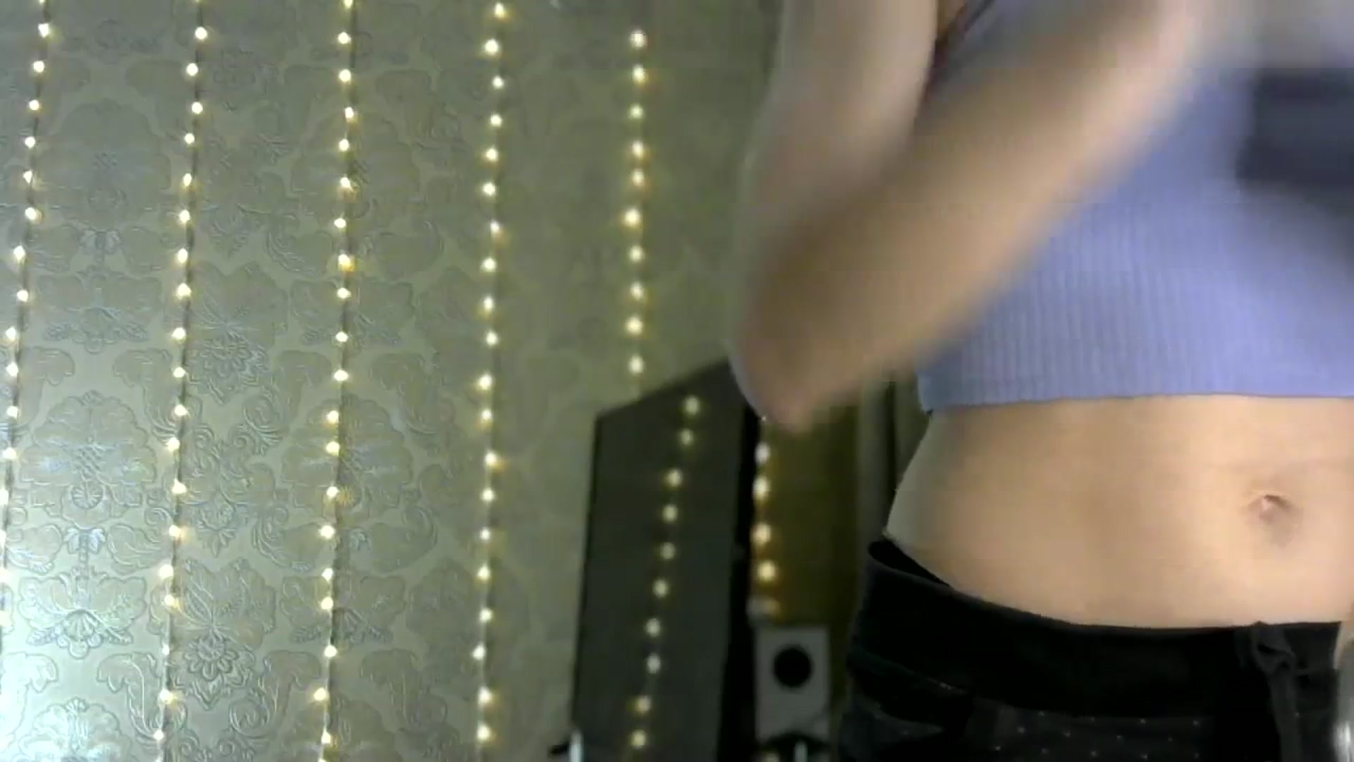 Gallery image thumbnail from bemyfriends's myfreecams stream on, 04/10/2024, 23:01 image 6 of 20