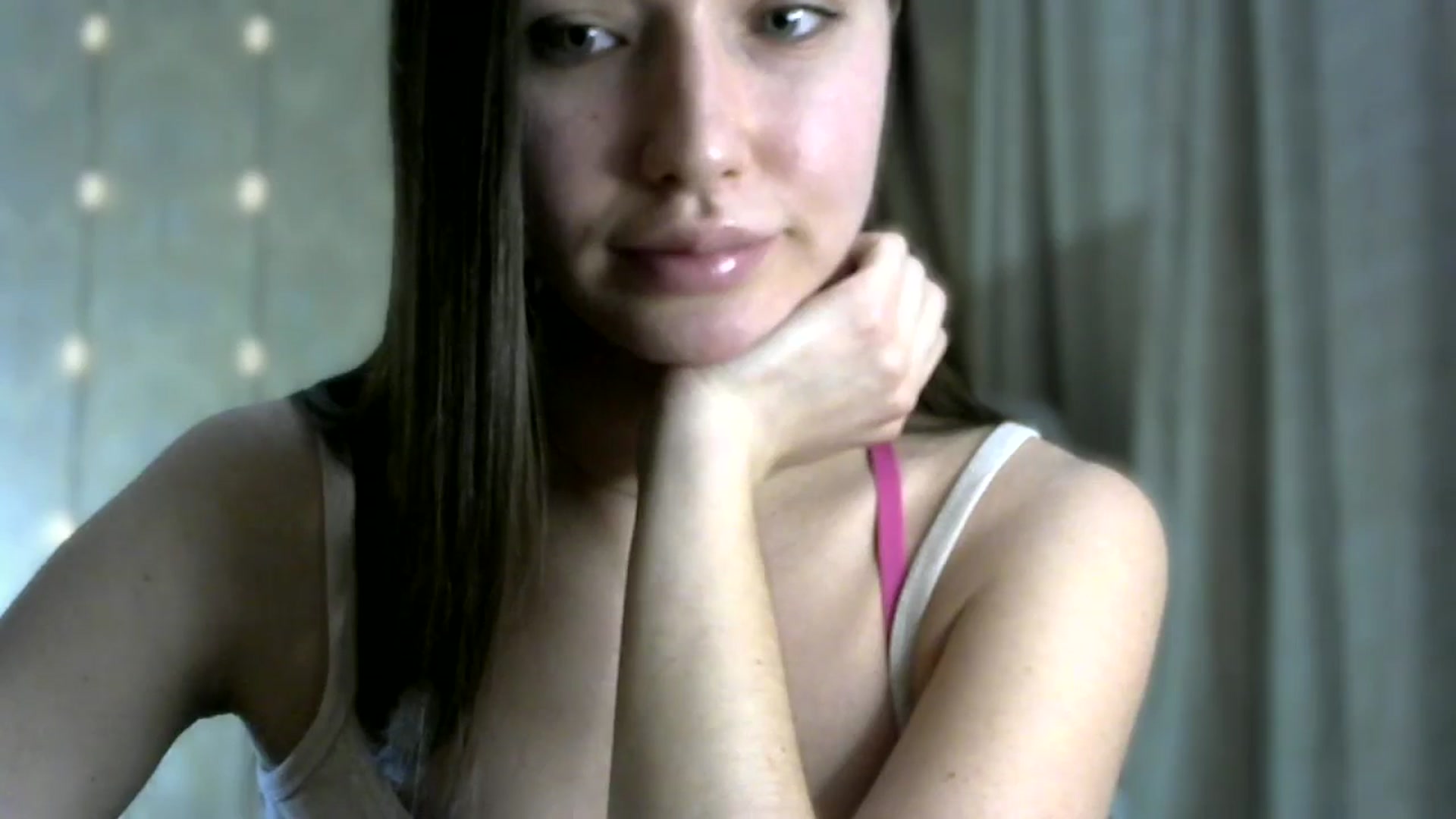 Gallery image thumbnail from bemyfriends's myfreecams stream on, 04/28/2024, 24:13 image 9 of 20