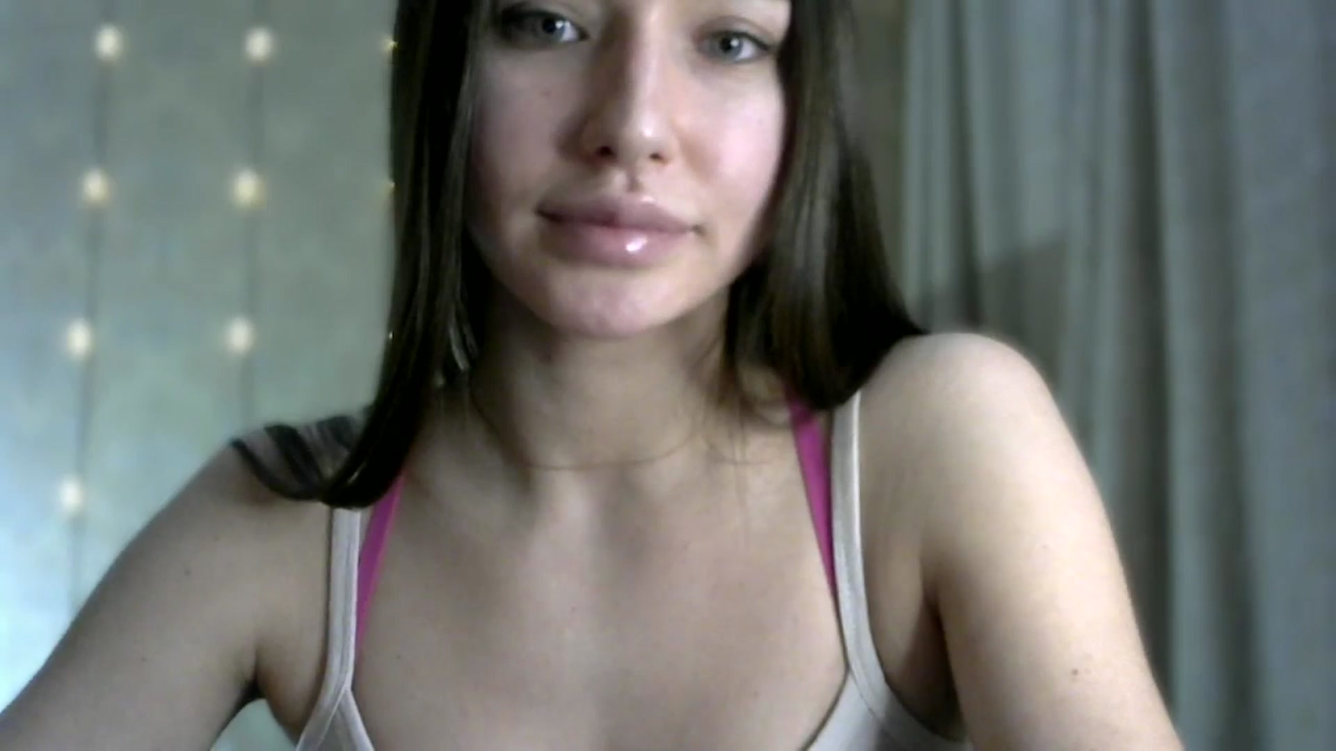 Gallery image thumbnail from bemyfriends's myfreecams stream on, 04/28/2024, 24:13 image 3 of 20