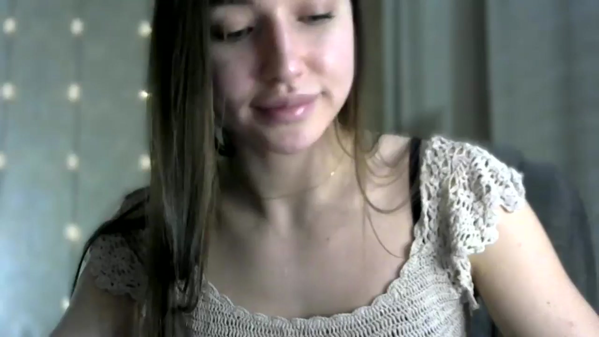 Gallery image thumbnail from bemyfriends's myfreecams stream on, 05/03/2024, 22:09 image 17 of 20