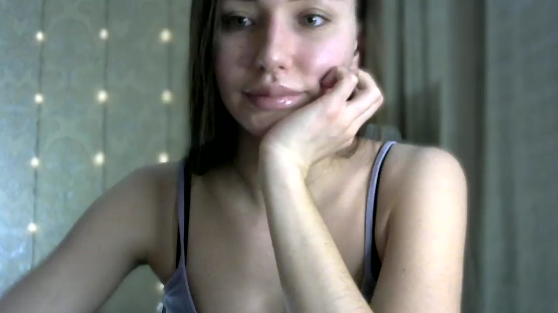 Gallery image thumbnail from bemyfriends's myfreecams stream on, 05/08/2024, 21:51 image 14 of 20