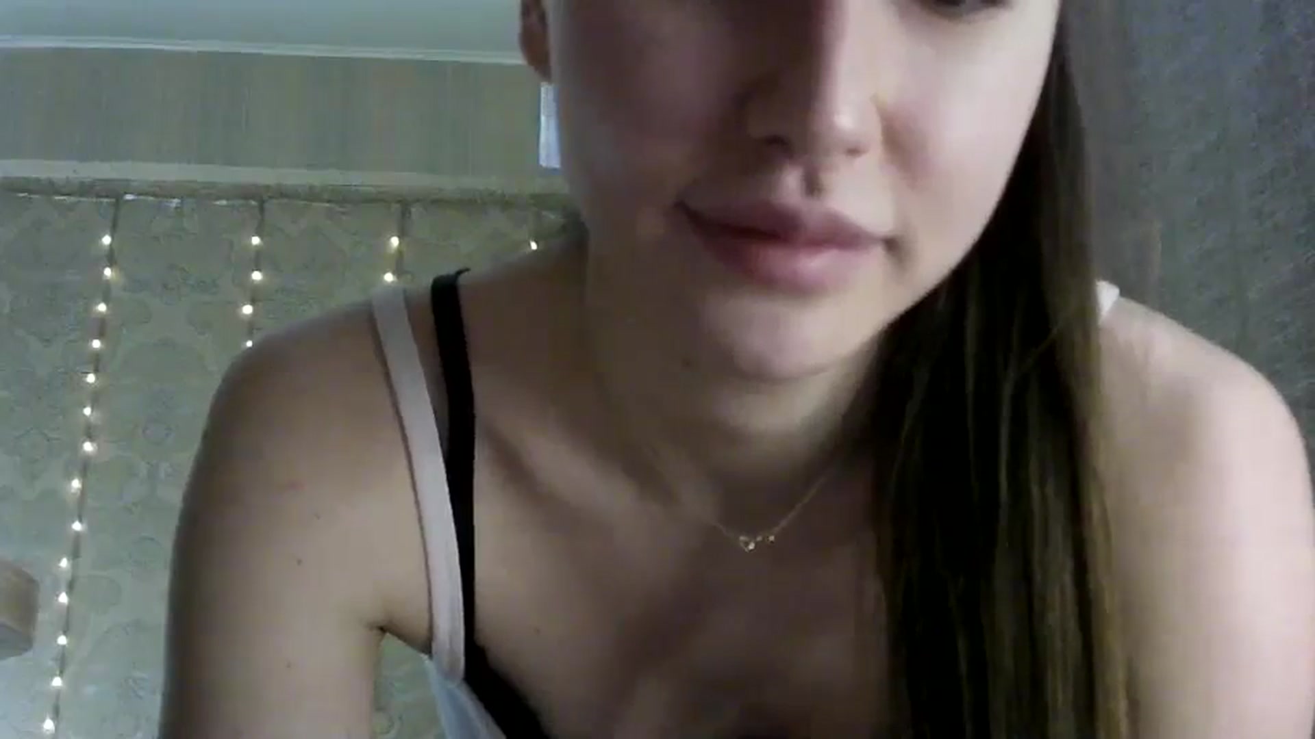 Gallery image thumbnail from bemyfriends's myfreecams stream on, 05/19/2024, 24:05 image 7 of 20
