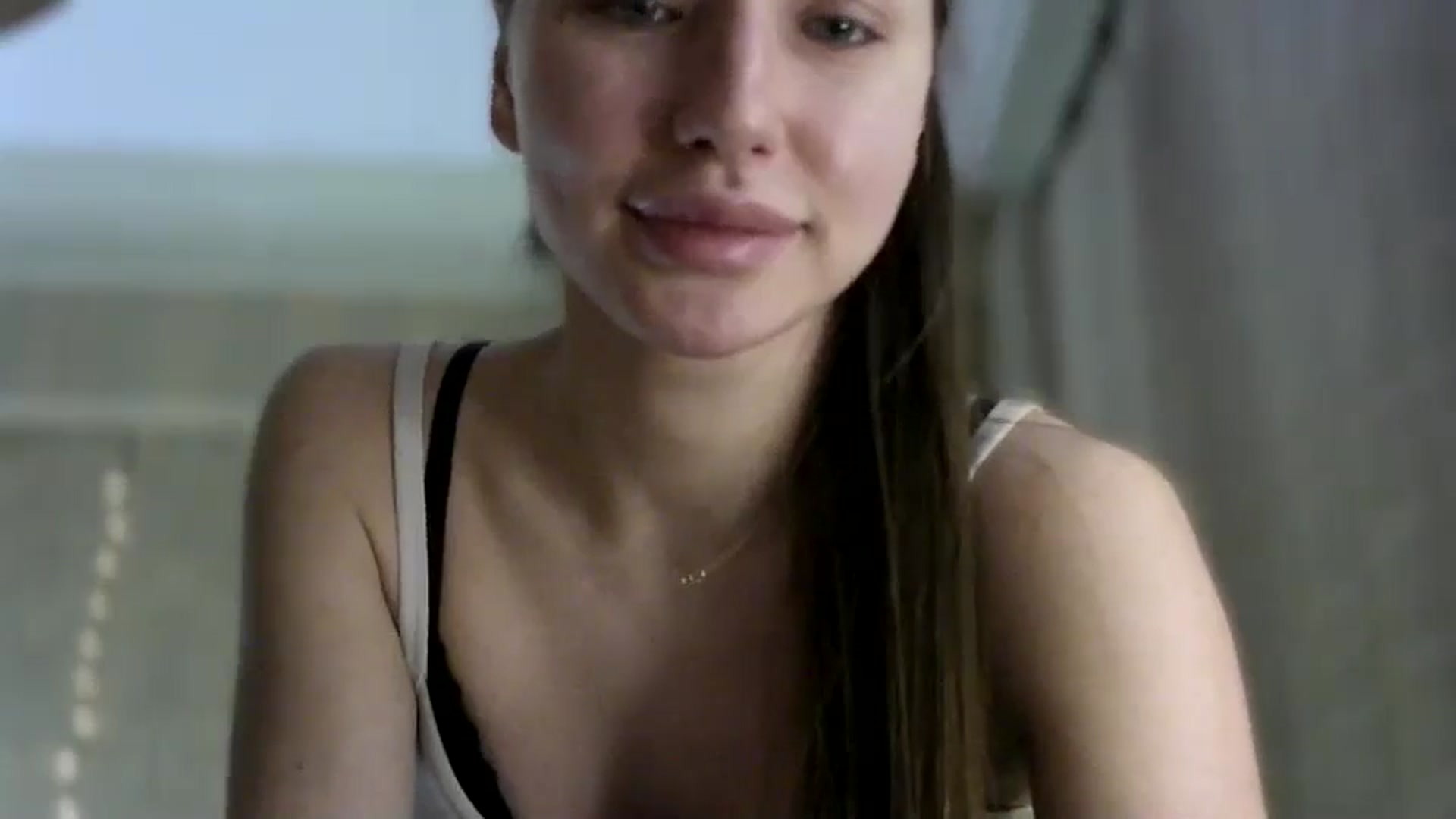 Gallery image thumbnail from bemyfriends's myfreecams stream on, 05/19/2024, 24:05 image 2 of 20