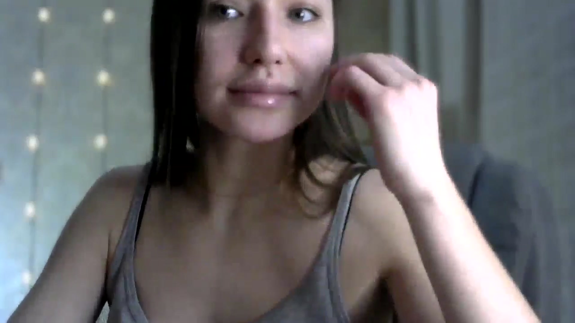 Gallery image thumbnail from bemyfriends's myfreecams stream on, 05/26/2024, 24:27 image 6 of 20