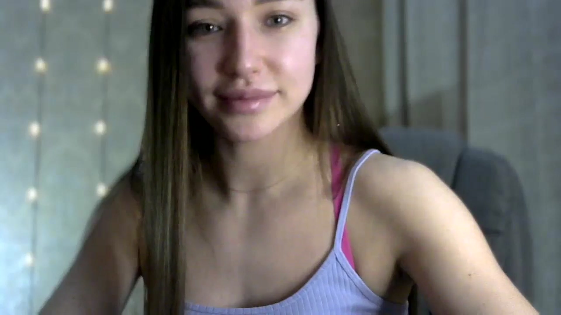 Gallery image thumbnail from bemyfriends's myfreecams stream on, 05/28/2024, 24:10 image 12 of 20