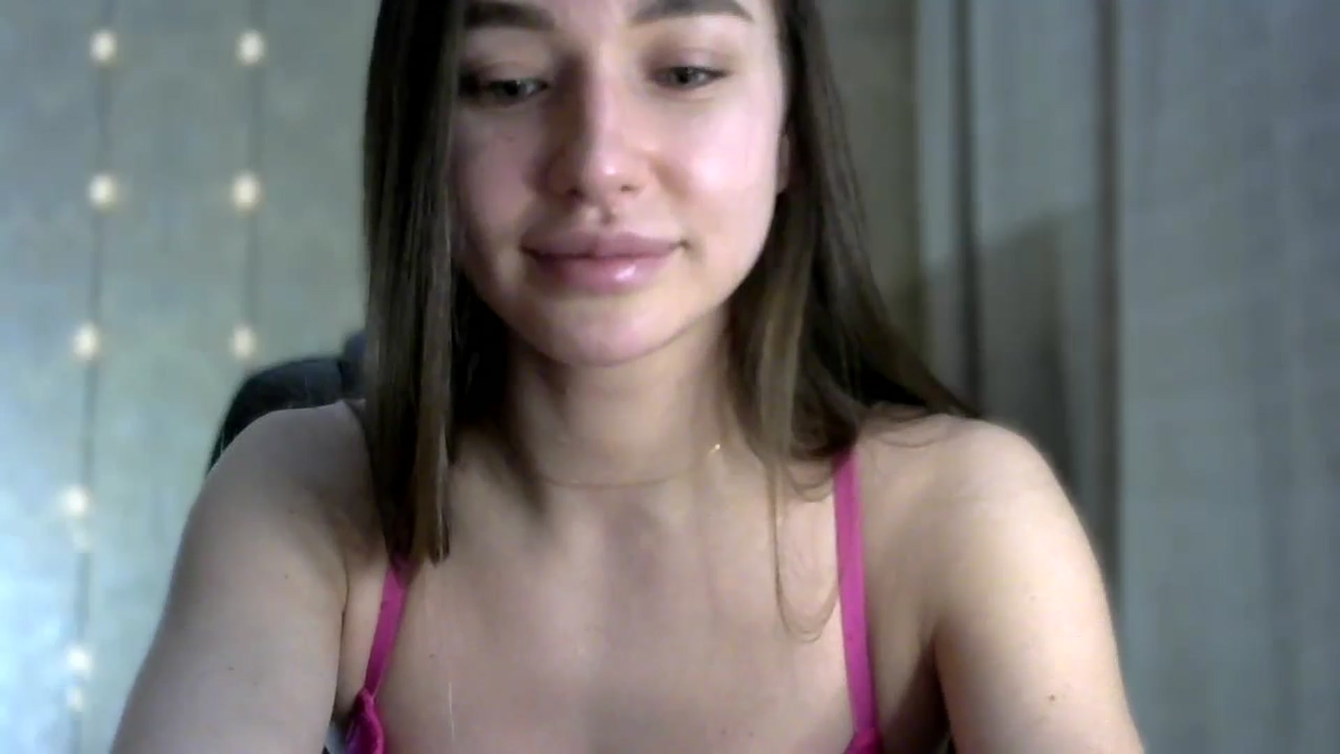 Gallery image thumbnail from bemyfriends's myfreecams stream on, 05/28/2024, 24:10 image 15 of 20