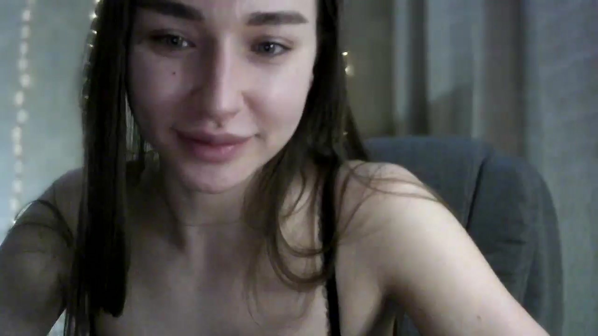 Gallery image thumbnail from bemyfriends's myfreecams stream on, 06/03/2024, 24:01 image 16 of 20