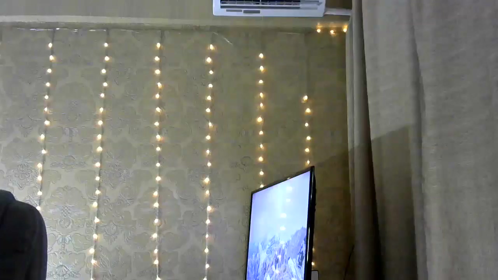 Gallery image thumbnail from bemyfriends's myfreecams stream on, 06/10/2024, 23:23 image 19 of 20