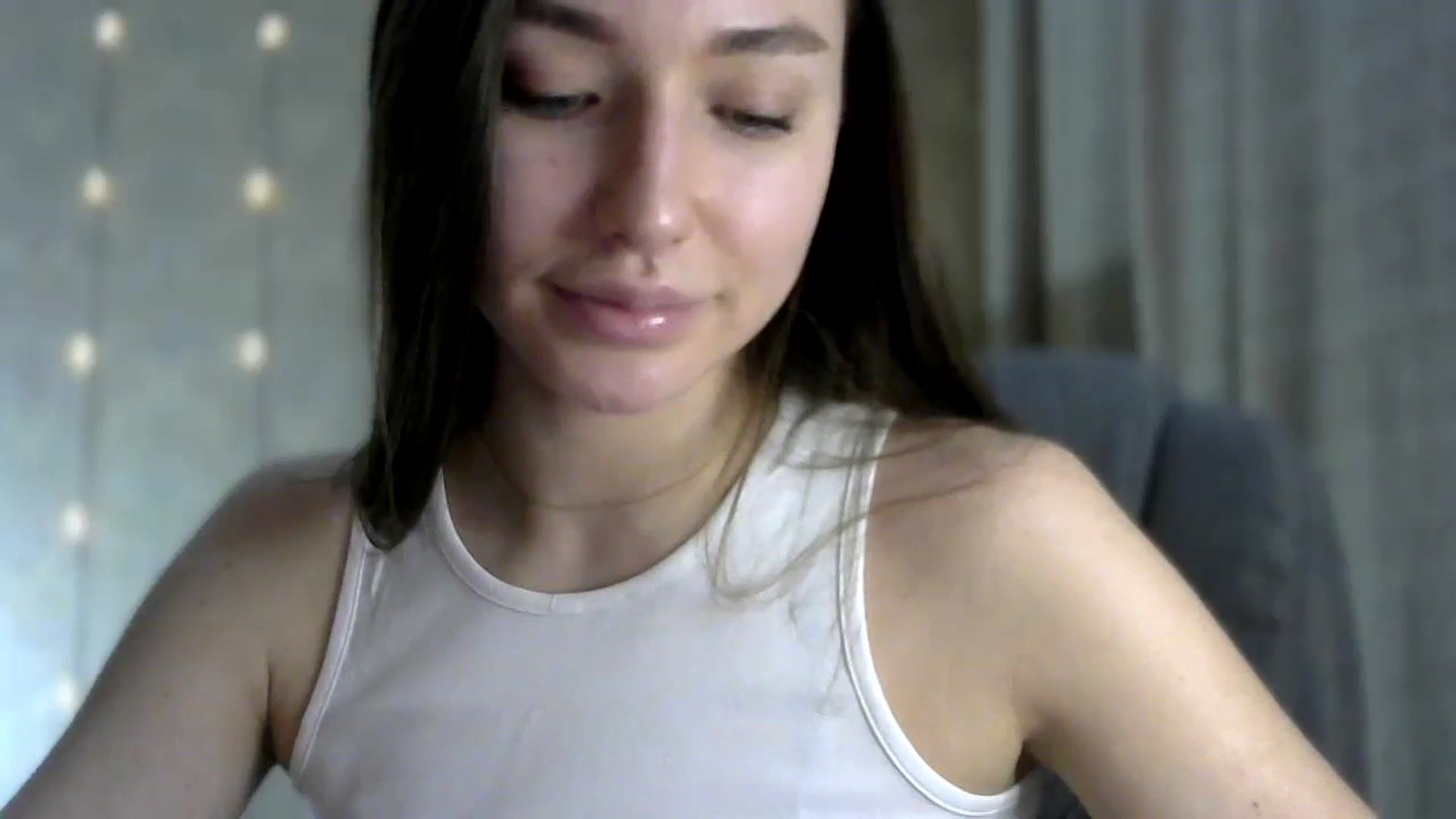 Gallery image thumbnail from bemyfriends's myfreecams stream on, 06/14/2024, 21:56 image 16 of 20