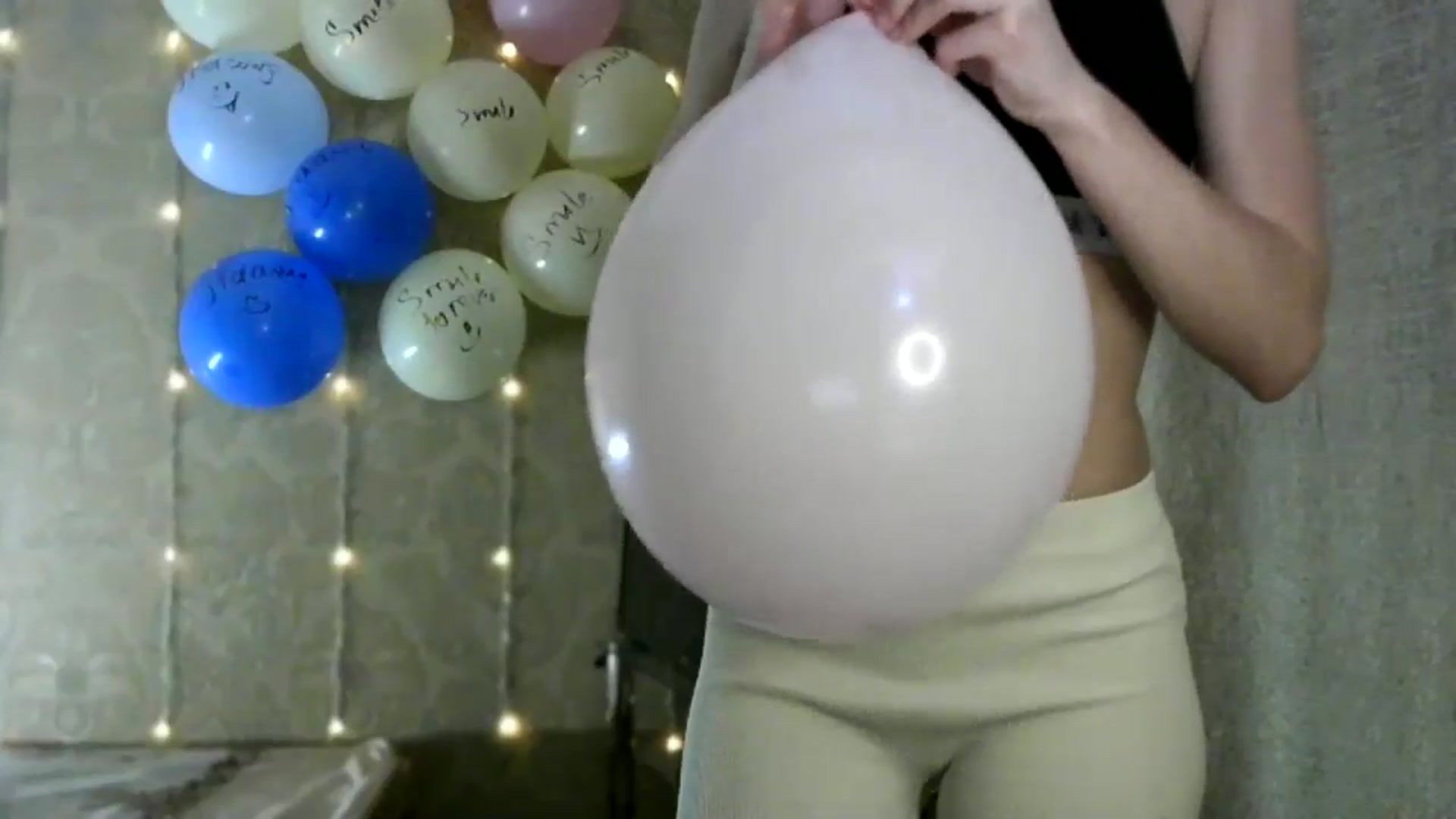 Gallery image thumbnail from bemyfriends's myfreecams stream on, 06/25/2024, 23:10 image 9 of 20
