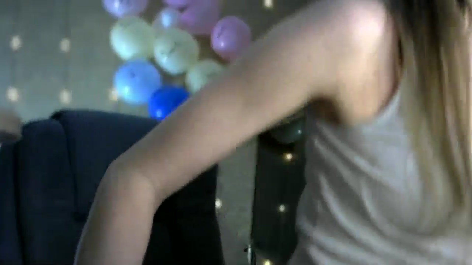 Gallery image thumbnail from bemyfriends's myfreecams stream on, 06/27/2024, 23:13 image 10 of 20