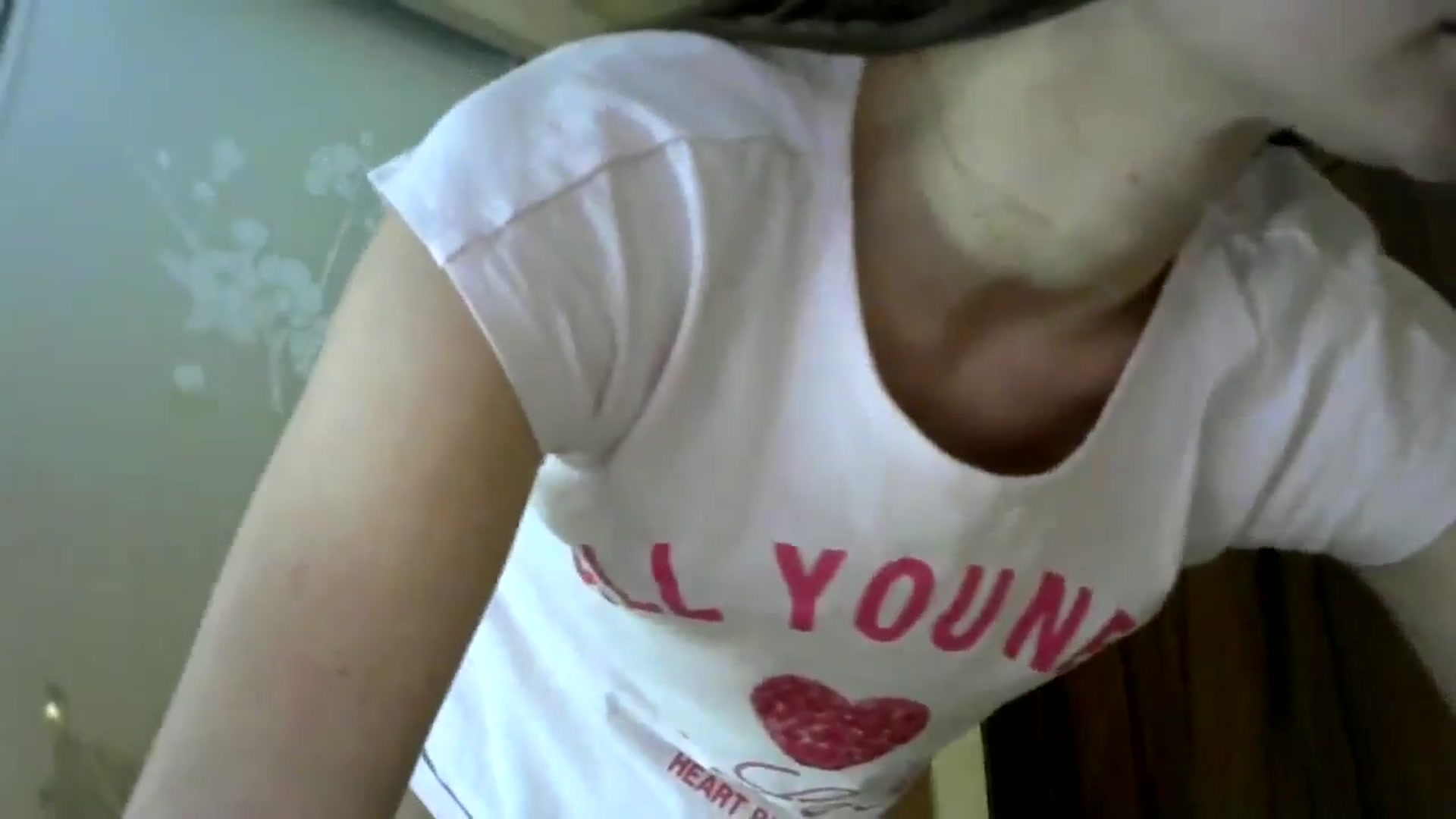 Gallery image thumbnail from bemyfriends's myfreecams stream on, 07/10/2024, 23:59 image 19 of 20