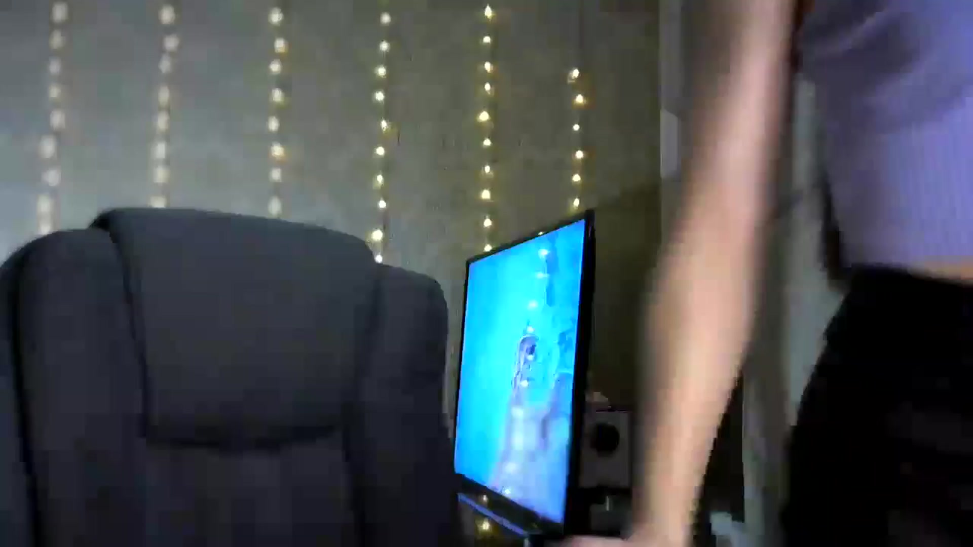 Gallery image thumbnail from bemyfriends's myfreecams stream on, 07/20/2024, 23:20 image 9 of 20