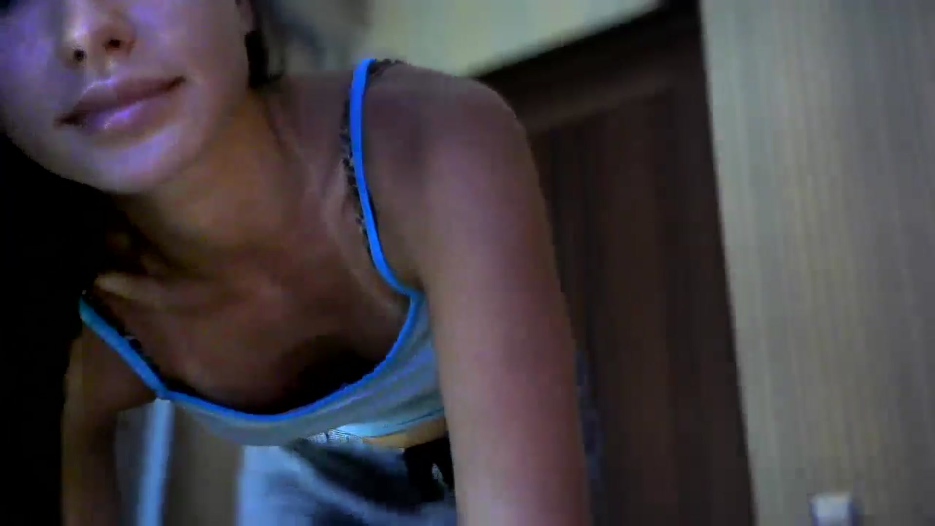 Gallery image thumbnail from bemyfriends's myfreecams stream on, 08/26/2024, 21:43 image 6 of 20