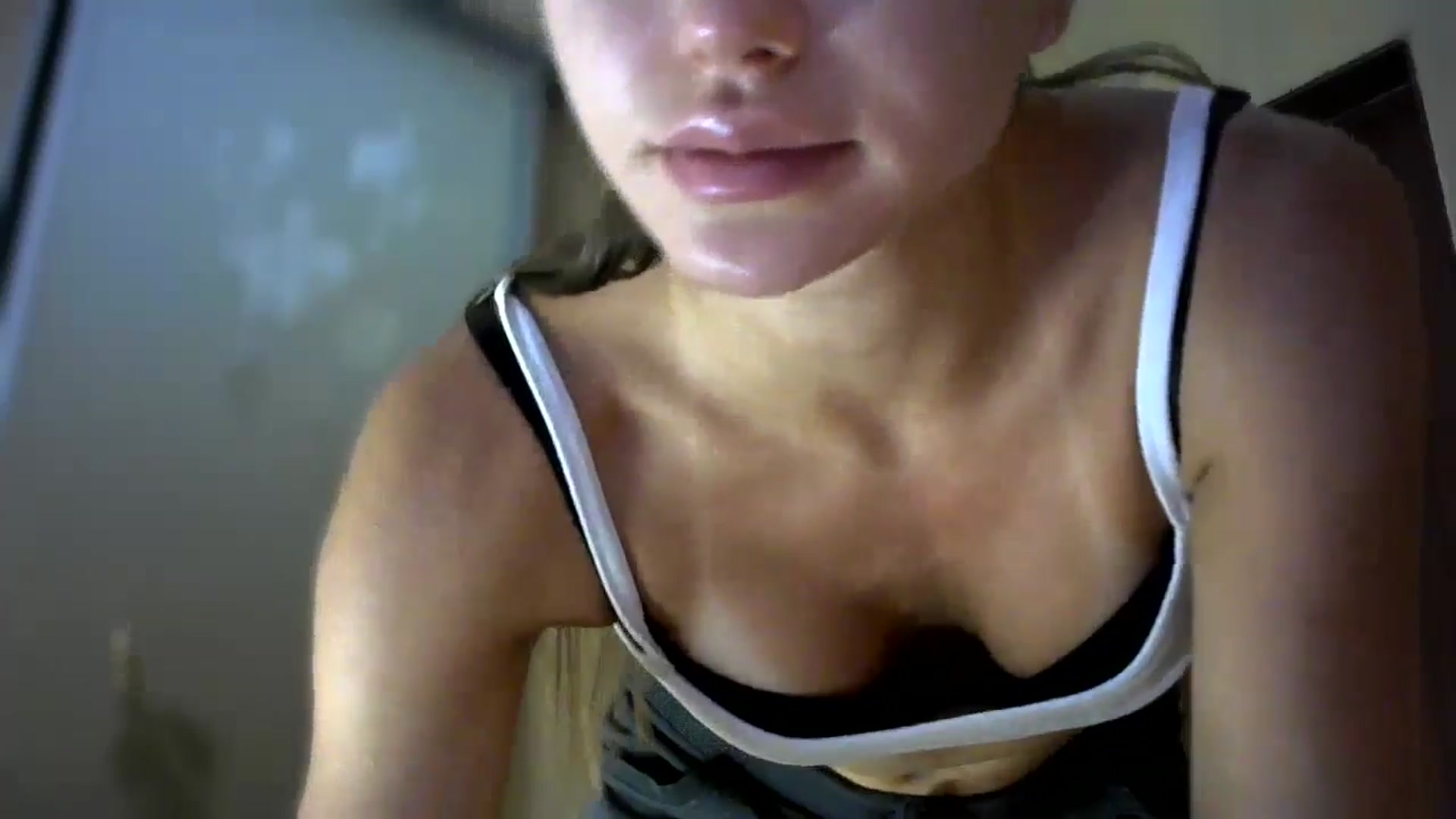 Gallery image thumbnail from bemyfriends's myfreecams stream on, 08/31/2024, 23:10 image 2 of 20