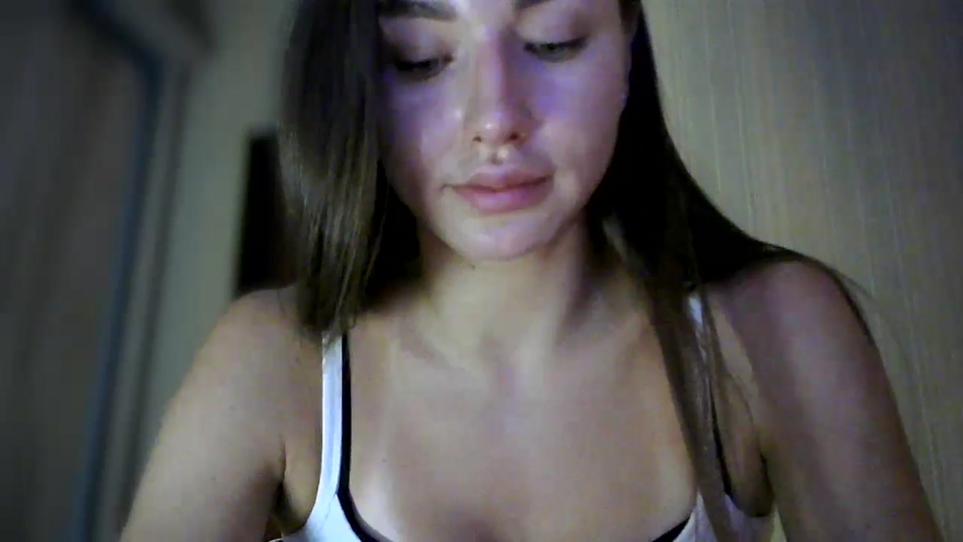 Gallery image thumbnail from bemyfriends's myfreecams stream on, 09/03/2024, 22:29 image 9 of 20