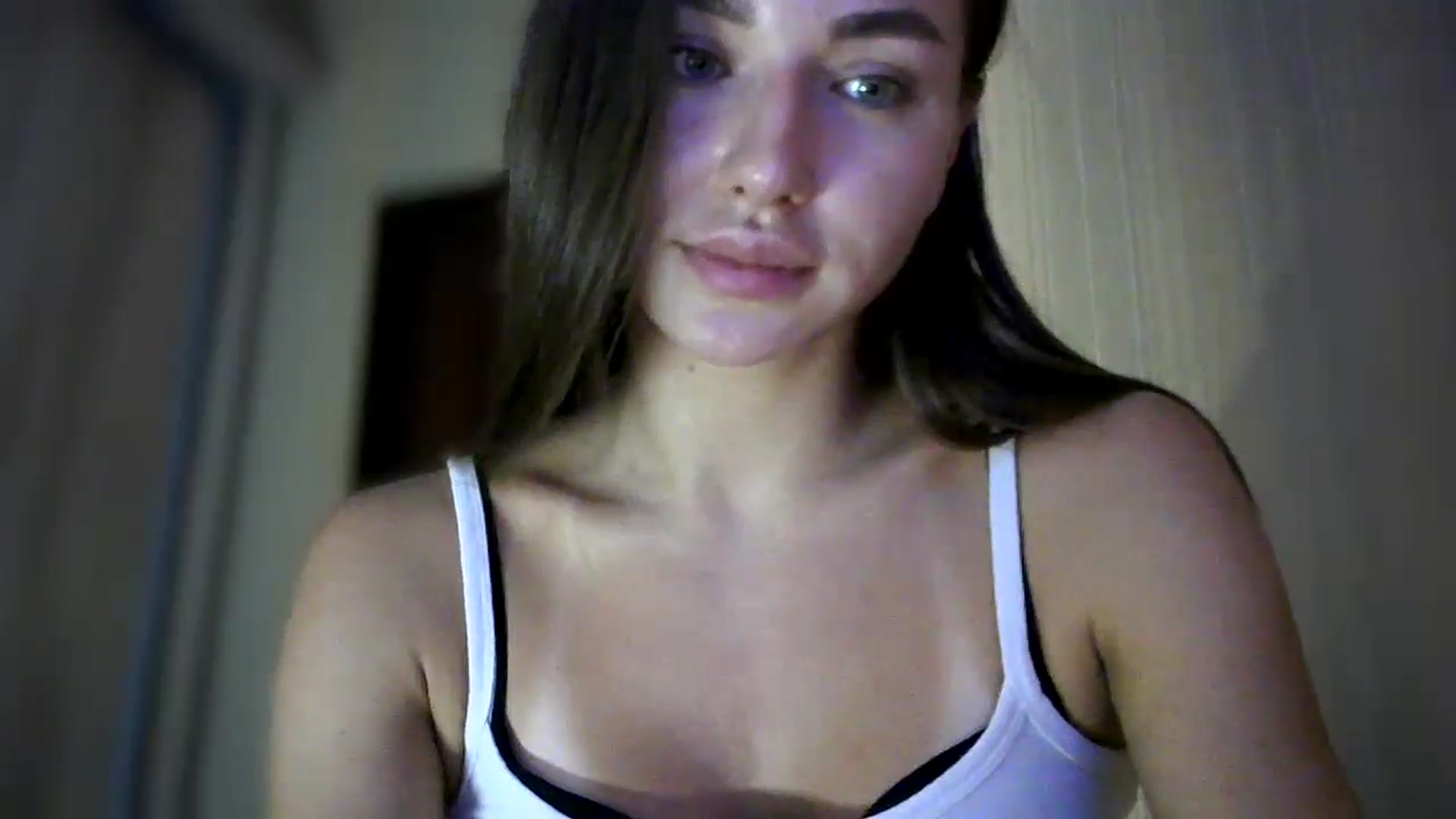 Gallery image thumbnail from bemyfriends's myfreecams stream on, 09/03/2024, 22:29 image 6 of 20