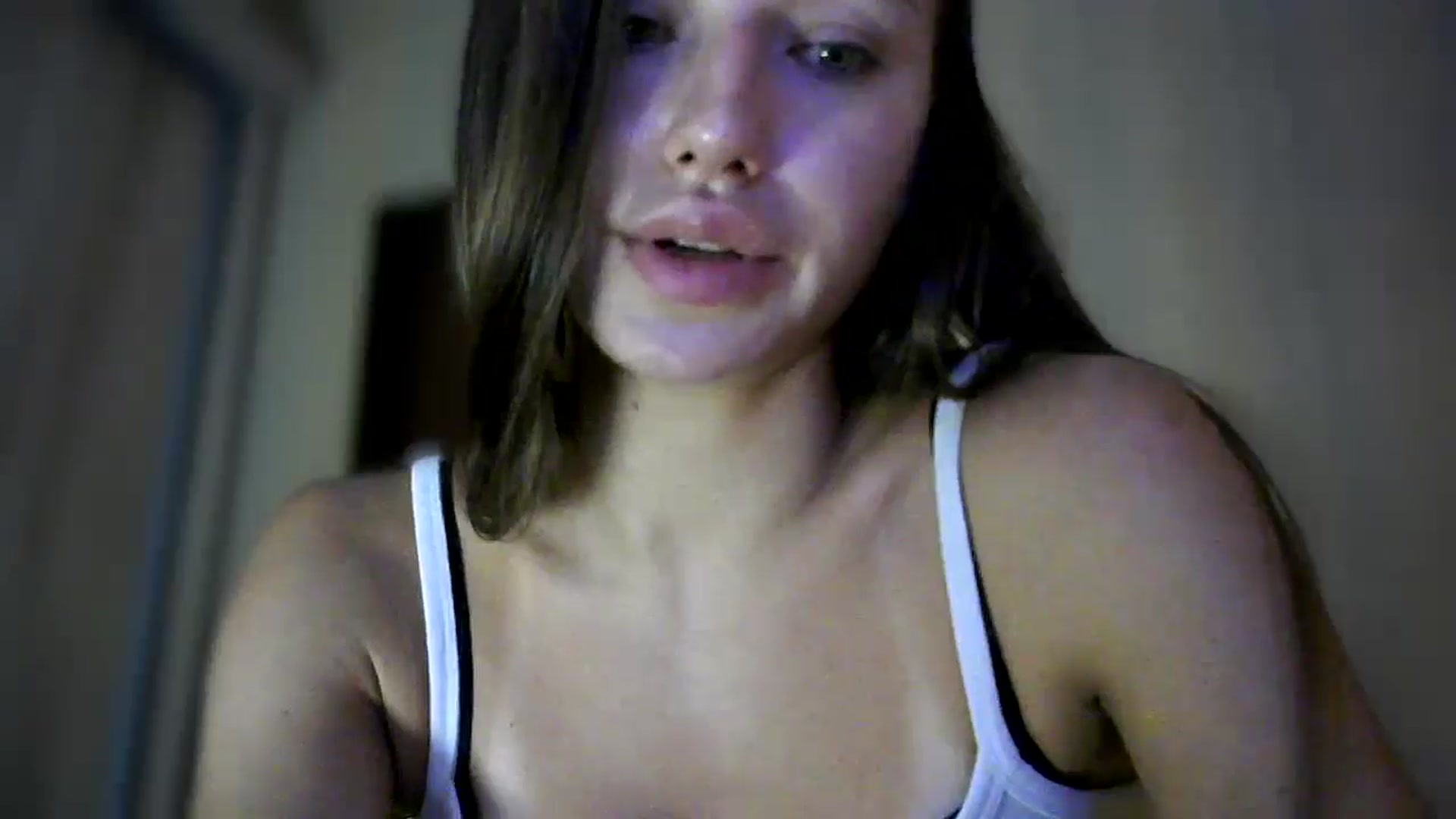 Gallery image thumbnail from bemyfriends's myfreecams stream on, 09/03/2024, 22:29 image 12 of 20
