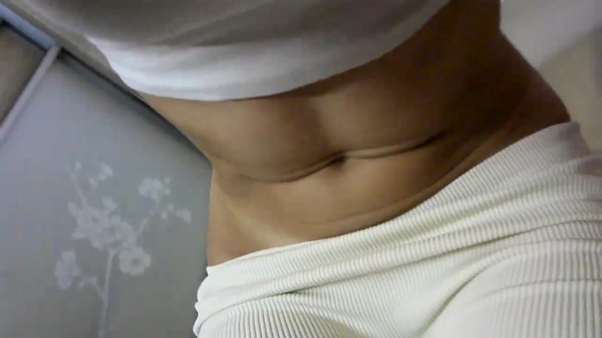 Gallery image thumbnail from bemyfriends's myfreecams stream on, 09/04/2024, 24:05 image 18 of 20