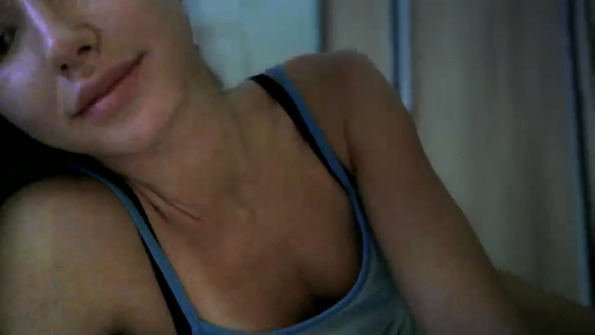 Gallery image thumbnail from bemyfriends's myfreecams stream on, 10/05/2024, 01:15 image 13 of 20