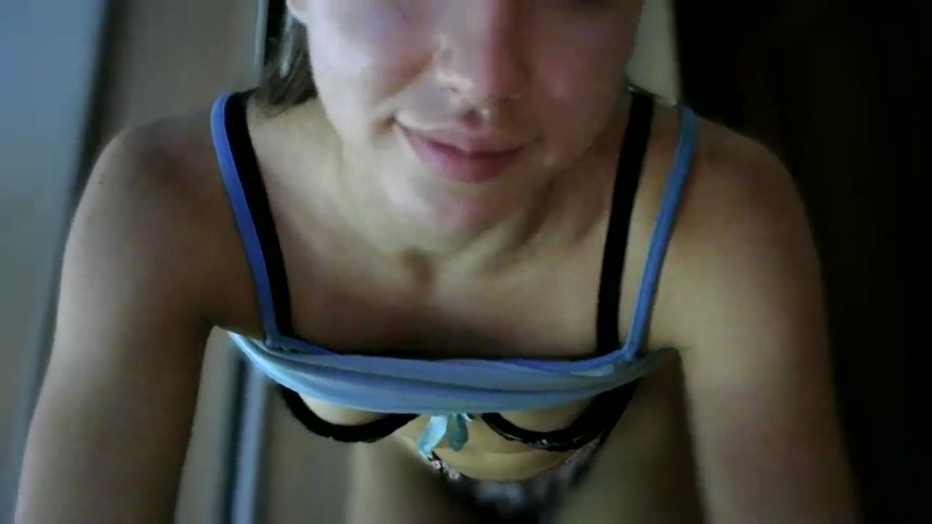 Gallery image thumbnail from bemyfriends's myfreecams stream on, 10/05/2024, 01:15 image 7 of 20