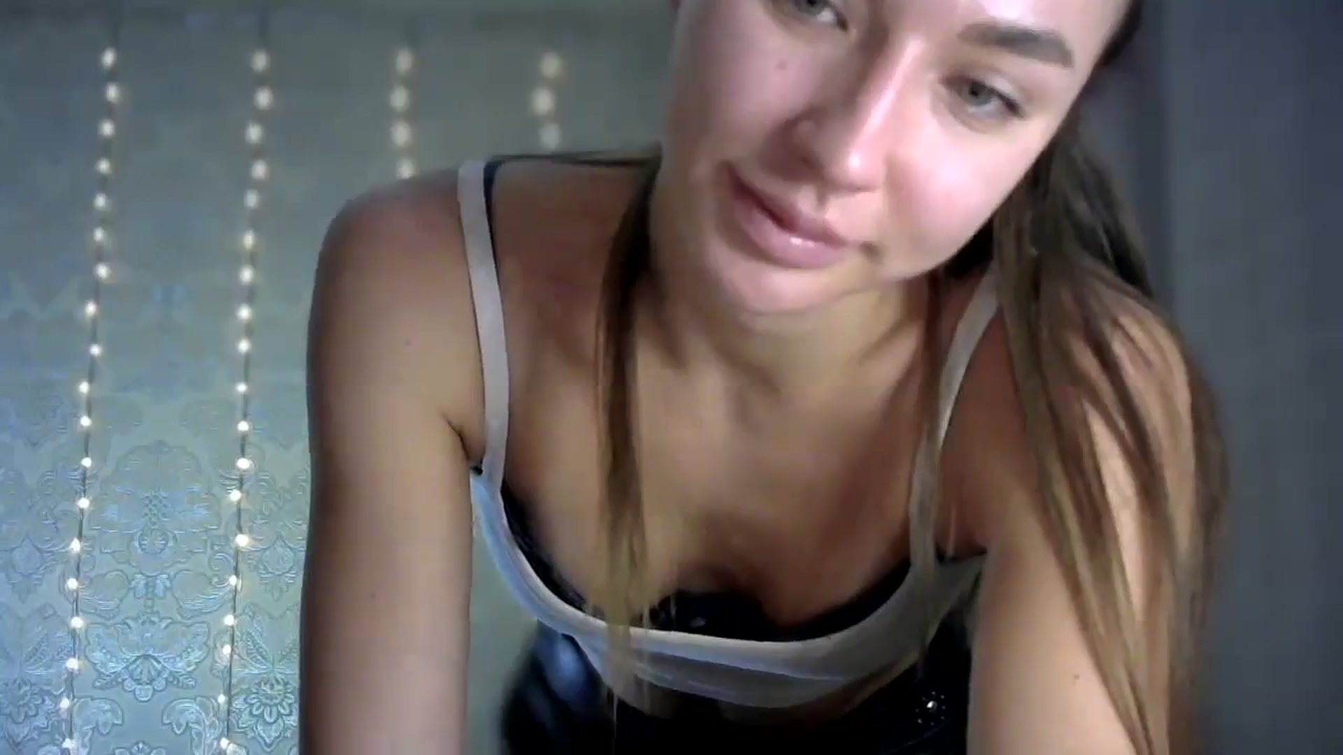 Gallery image thumbnail from bemyfriends's myfreecams stream on, 10/19/2024, 23:13 image 2 of 20