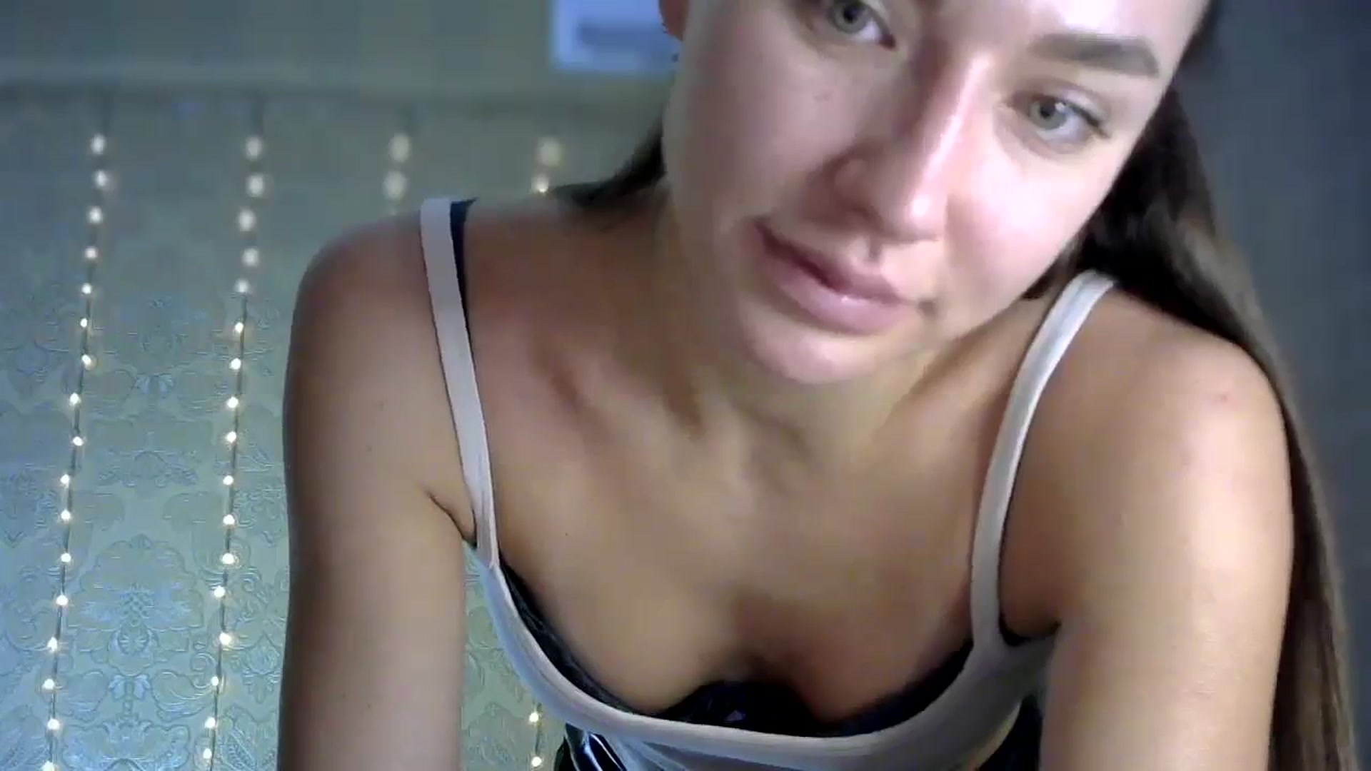 Gallery image thumbnail from bemyfriends's myfreecams stream on, 10/19/2024, 23:13 image 4 of 20