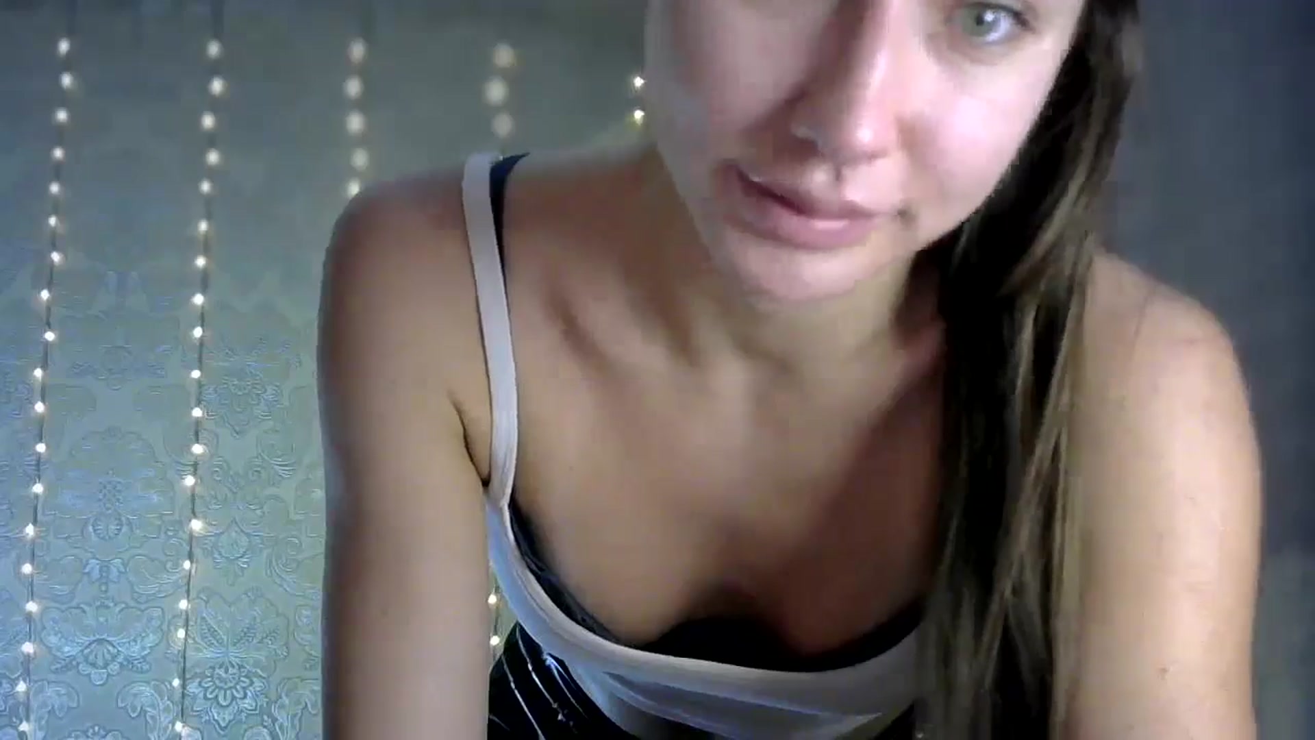 Gallery image thumbnail from bemyfriends's myfreecams stream on, 10/19/2024, 23:13 image 11 of 20