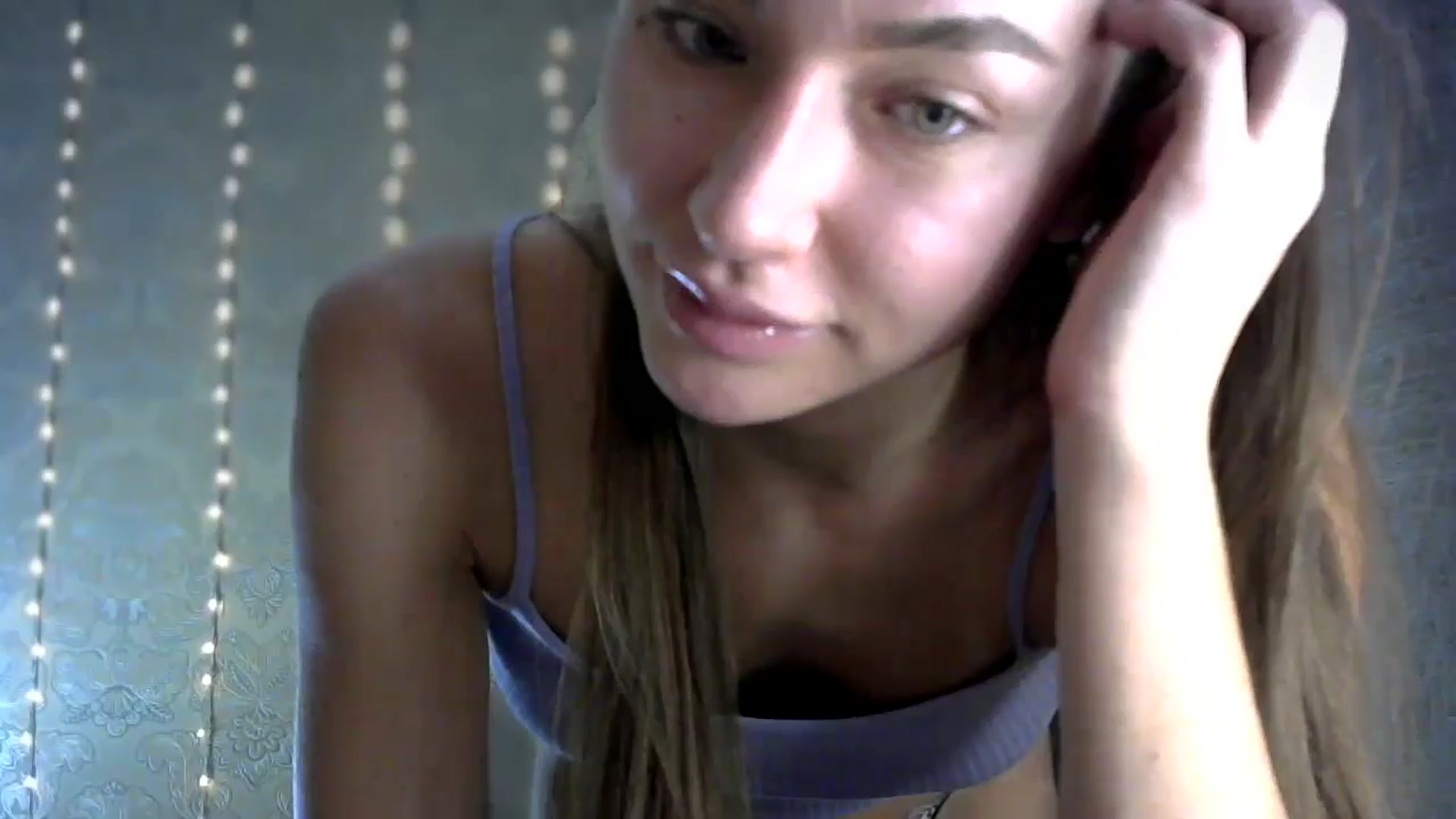 Gallery image thumbnail from bemyfriends's myfreecams stream on, 10/23/2024, 23:06 image 13 of 20
