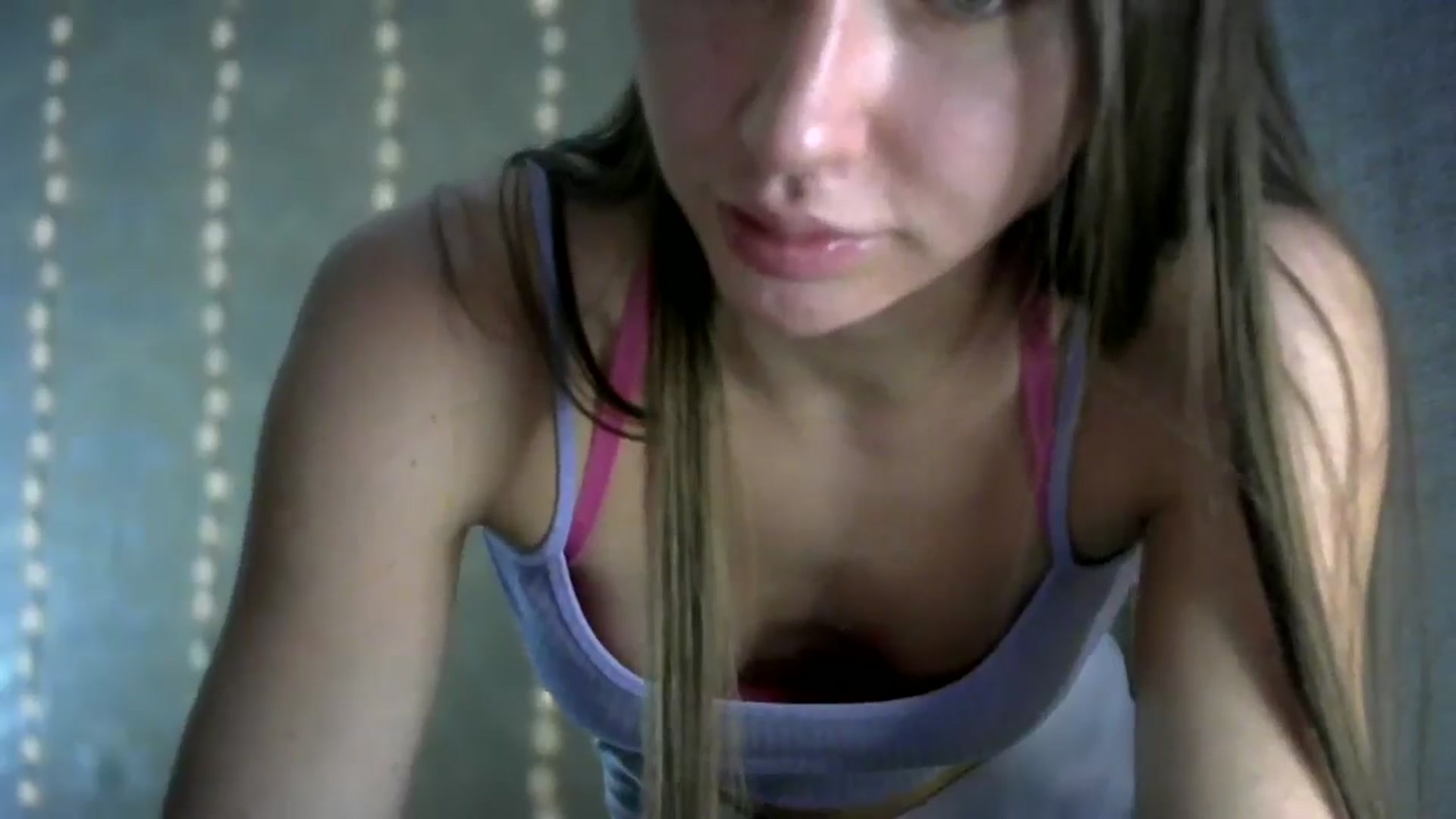 Gallery image thumbnail from bemyfriends's myfreecams stream on, 11/16/2024, 01:15 image 11 of 20