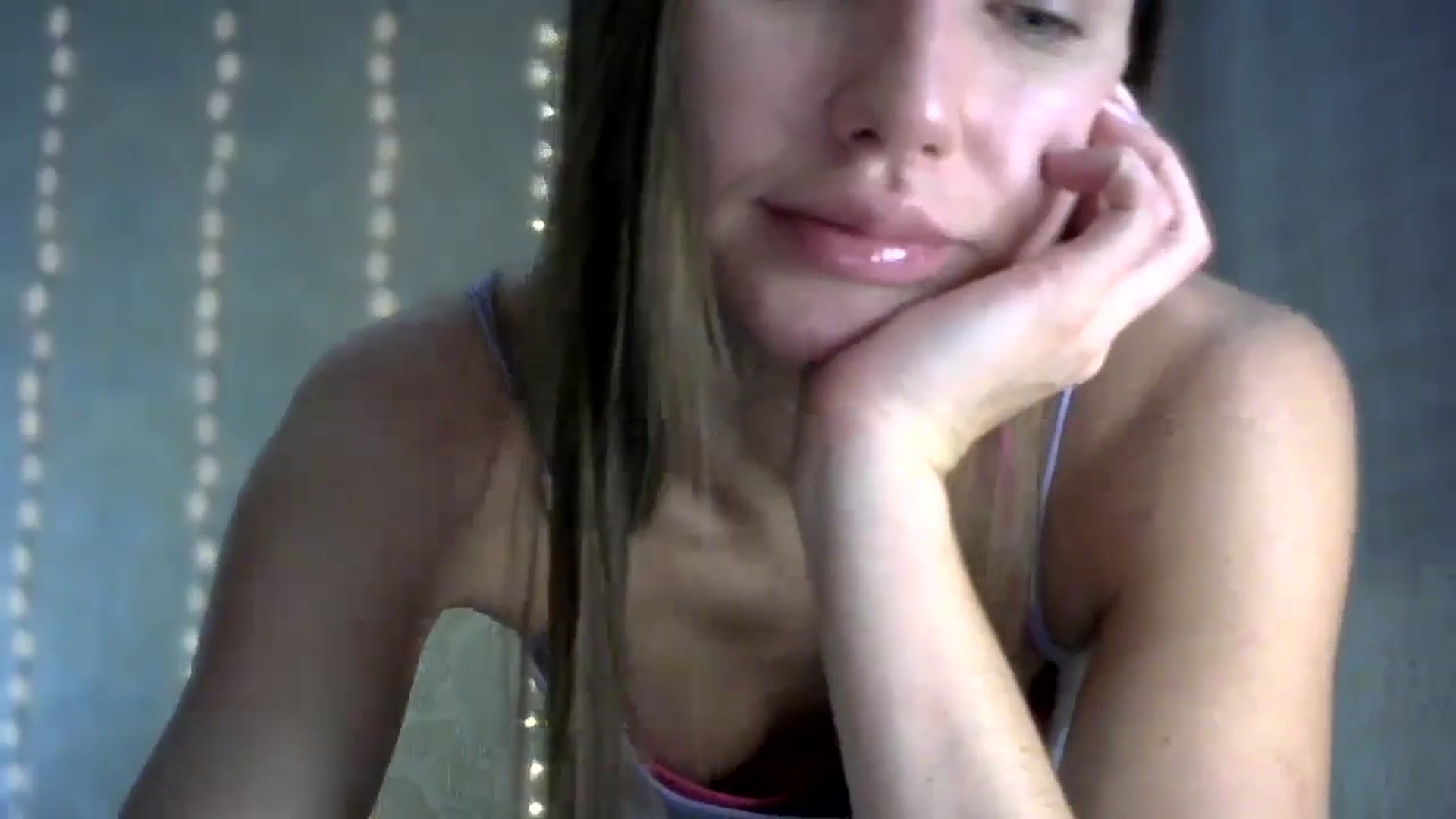 Gallery image thumbnail from bemyfriends's myfreecams stream on, 11/16/2024, 01:15 image 2 of 20