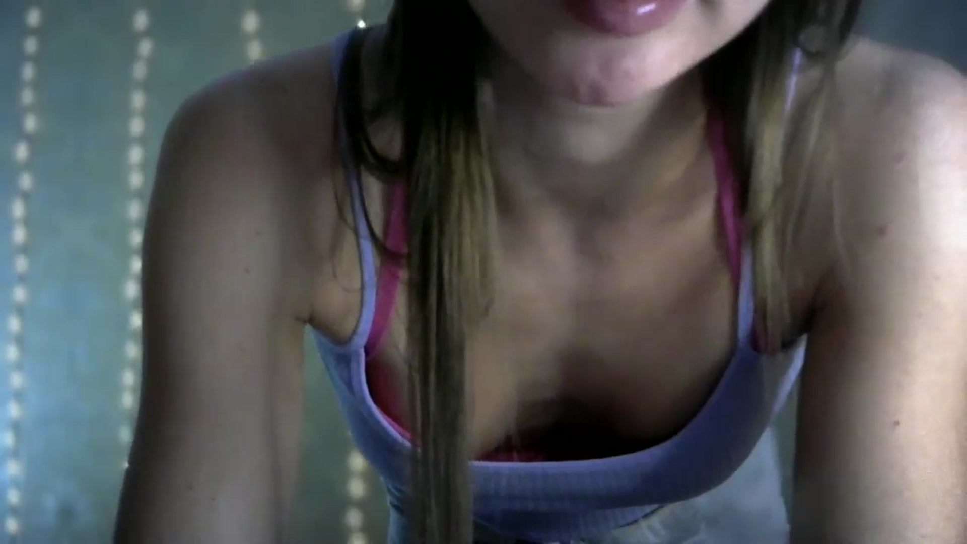 Gallery image thumbnail from bemyfriends's myfreecams stream on, 11/16/2024, 01:15 image 10 of 20