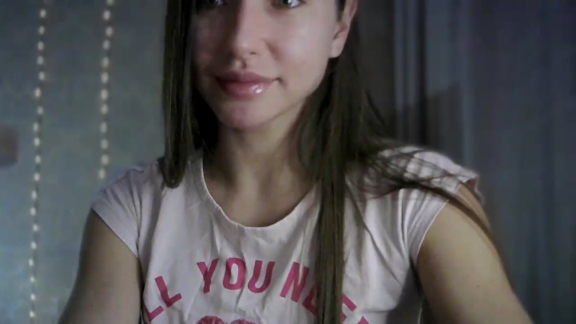 Gallery image thumbnail from bemyfriends's myfreecams stream on, 11/17/2024, 23:36 image 18 of 20