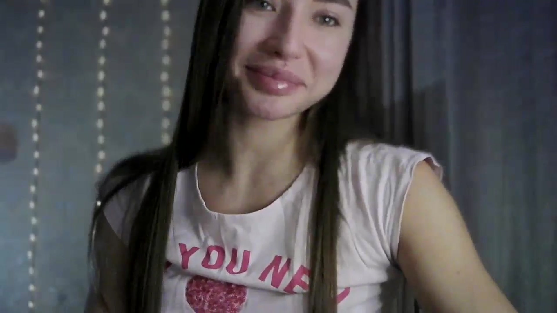 Gallery image thumbnail from bemyfriends's myfreecams stream on, 11/17/2024, 23:36 image 17 of 20