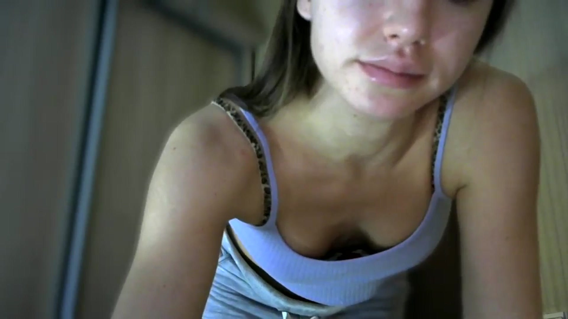 Gallery image thumbnail from bemyfriends's myfreecams stream on, 11/23/2024, 01:50 image 12 of 20