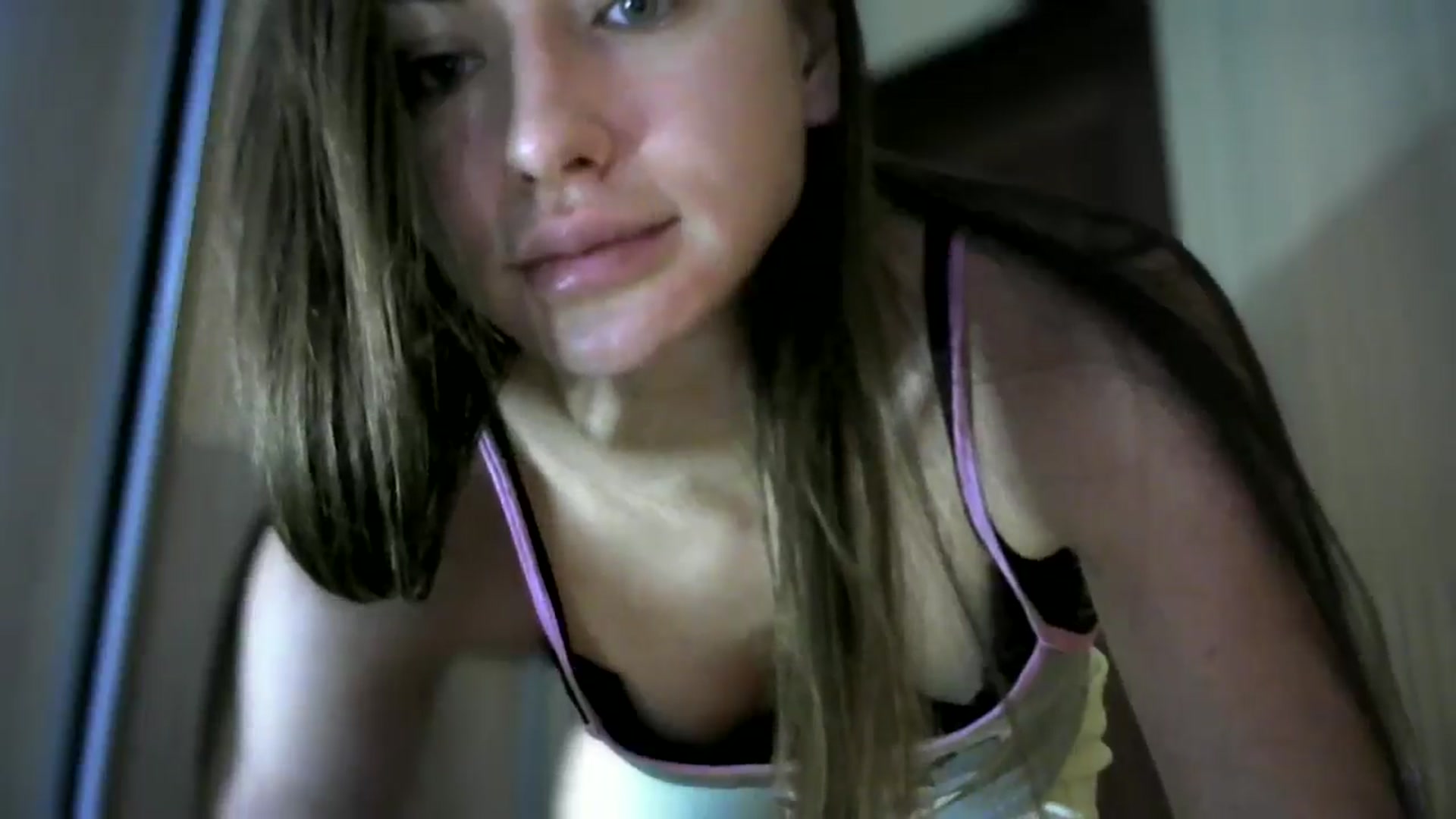 Gallery image thumbnail from bemyfriends's myfreecams stream on, 12/06/2024, 24:08 image 11 of 20