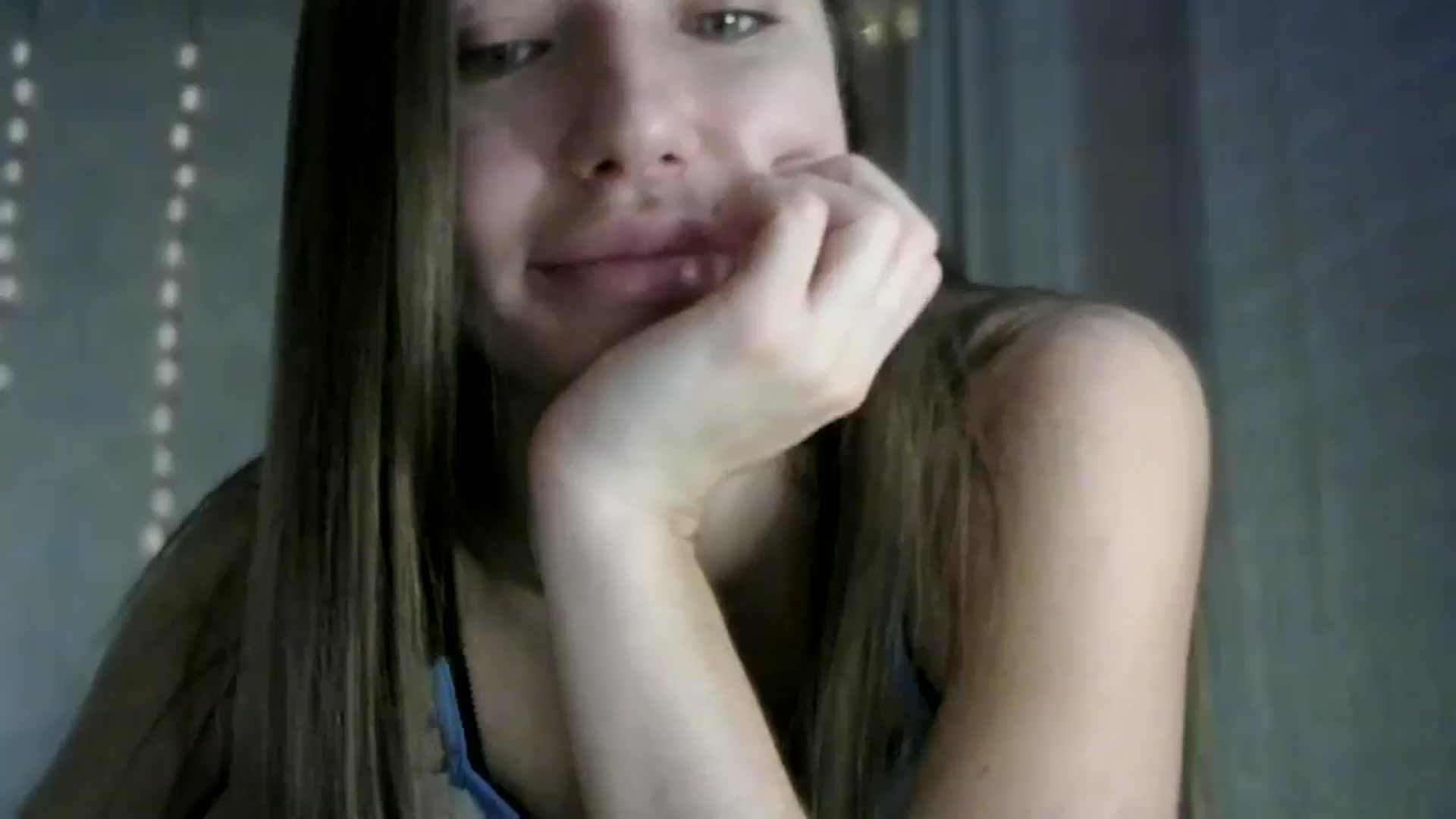 Gallery image thumbnail from bemyfriends's myfreecams stream on, 12/08/2024, 24:02 image 17 of 20