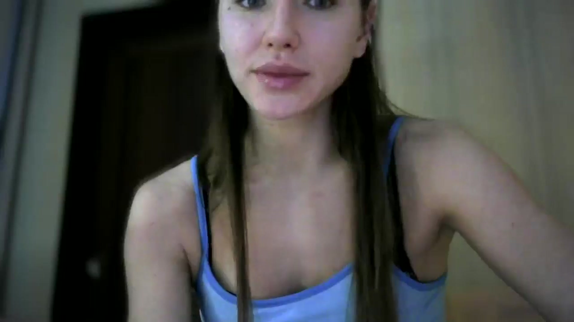 Gallery image thumbnail from bemyfriends's myfreecams stream on, 12/10/2024, 23:32 image 9 of 20