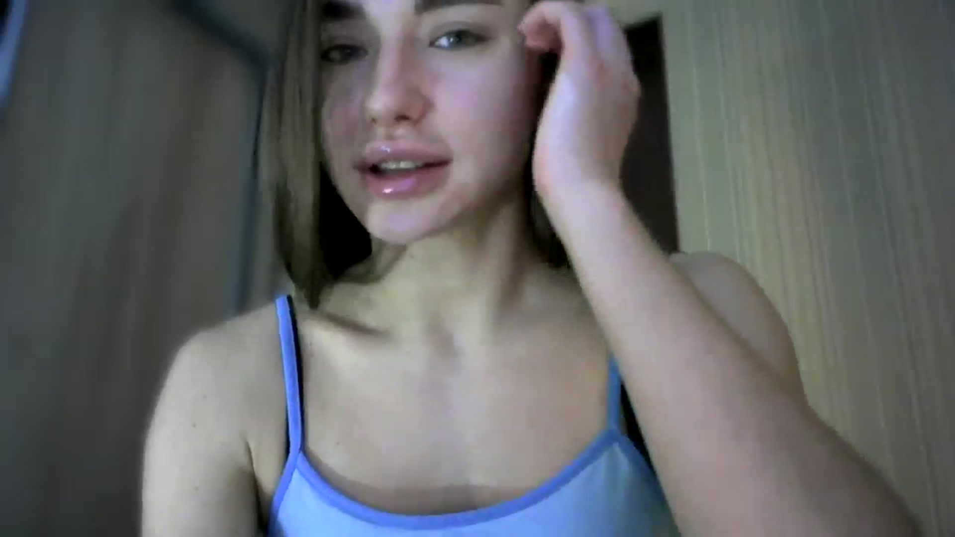 Gallery image thumbnail from bemyfriends's myfreecams stream on, 12/10/2024, 23:32 image 20 of 20