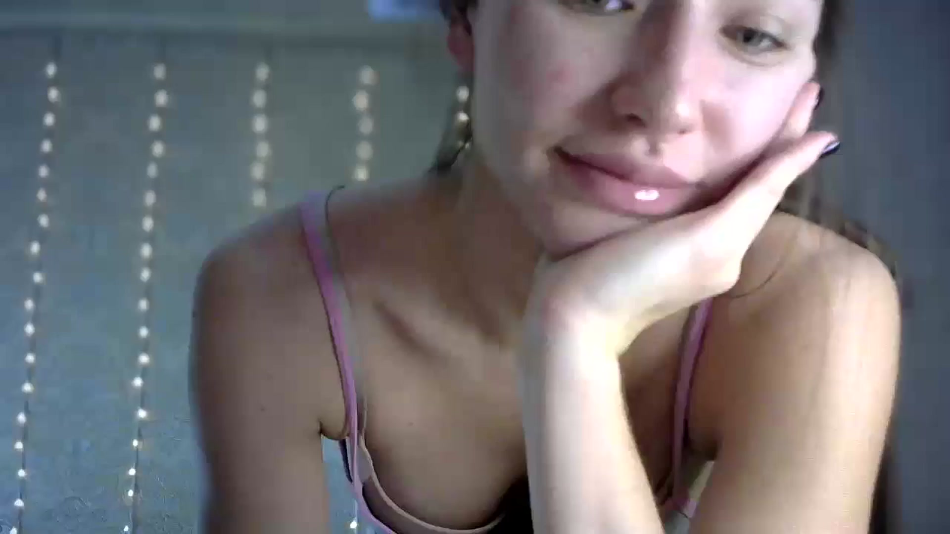 Gallery image thumbnail from bemyfriends's myfreecams stream on, 12/12/2024, 22:55 image 19 of 20