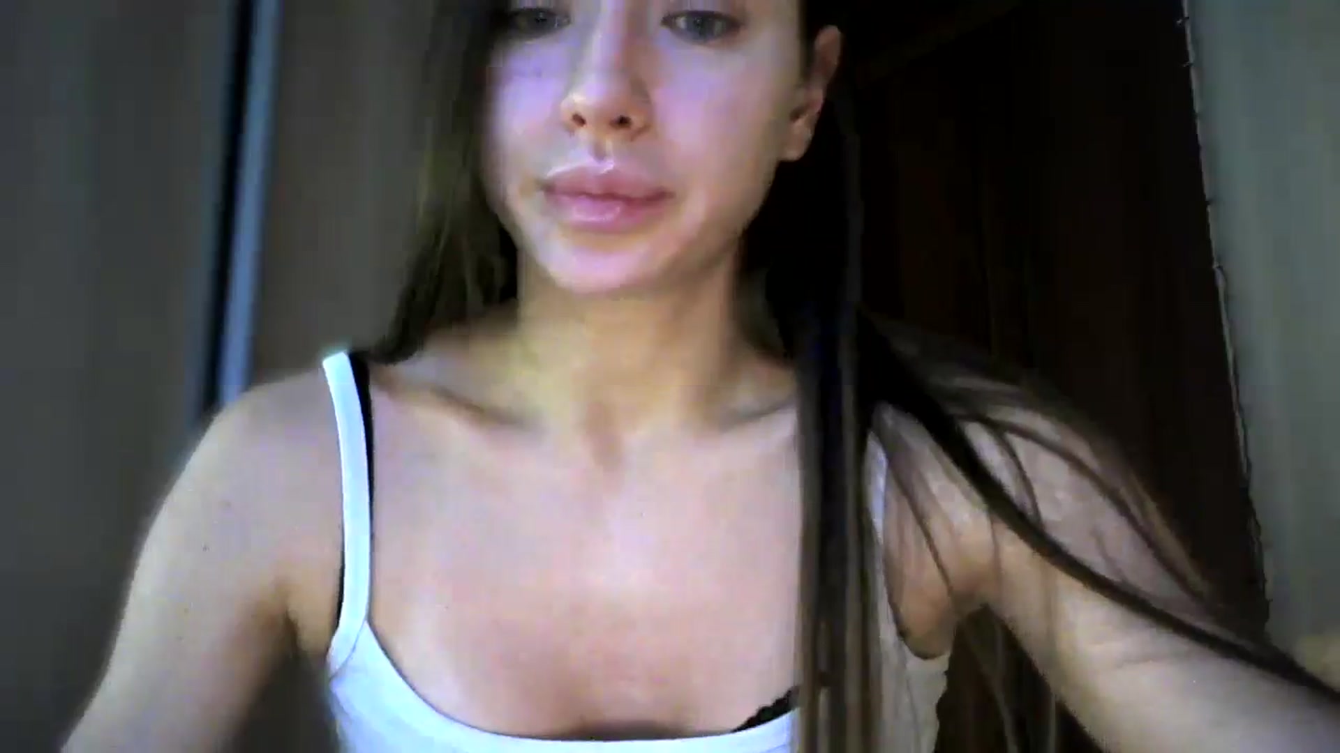 Gallery image thumbnail from bemyfriends's myfreecams stream on, 12/22/2024, 24:01 image 17 of 20