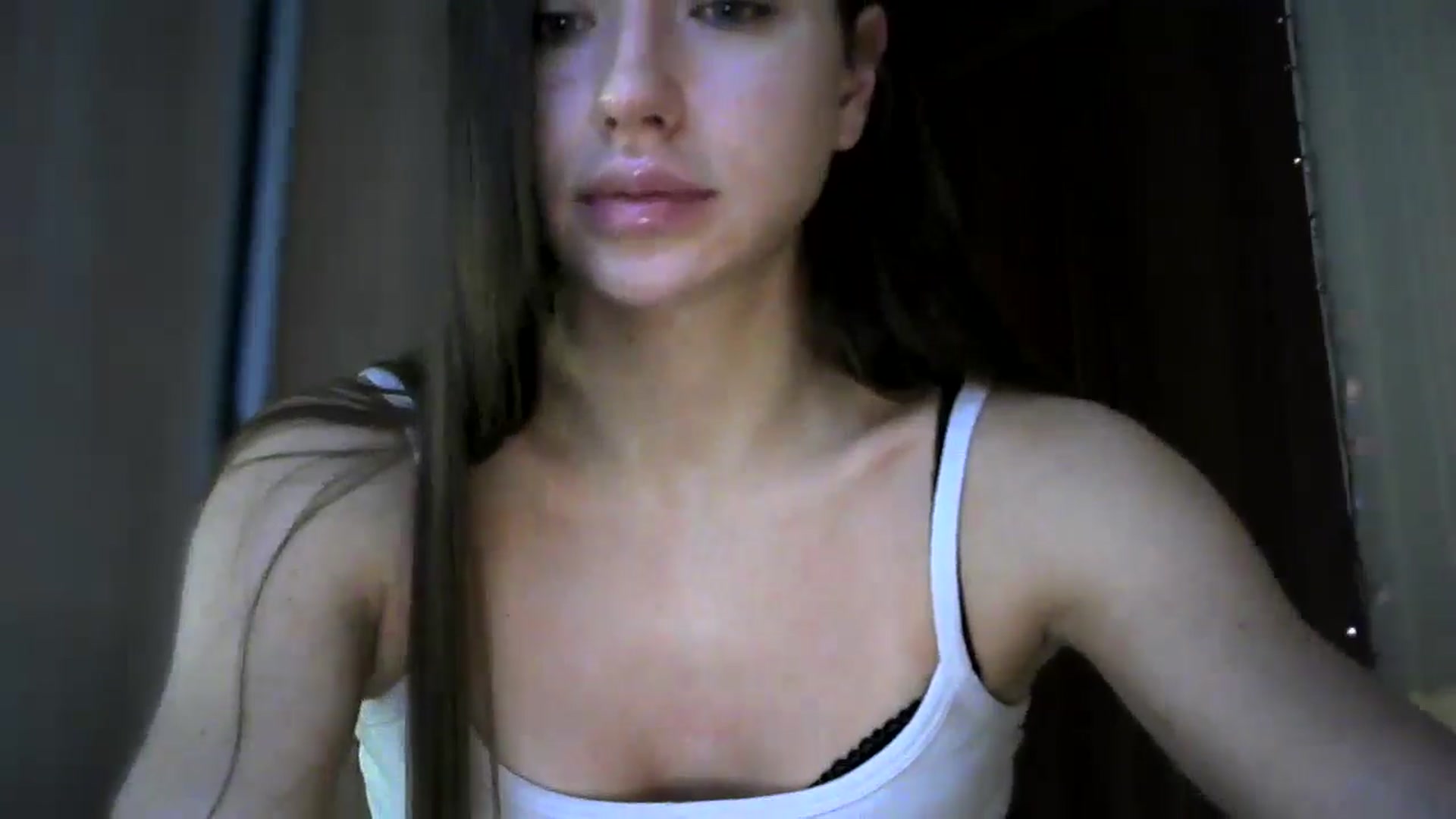 Gallery image thumbnail from bemyfriends's myfreecams stream on, 12/22/2024, 24:01 image 14 of 20