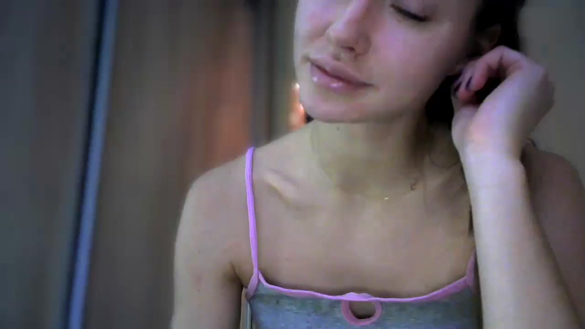 Gallery image thumbnail from bemyfriends's myfreecams stream on, 12/27/2024, 24:36 image 1 of 20