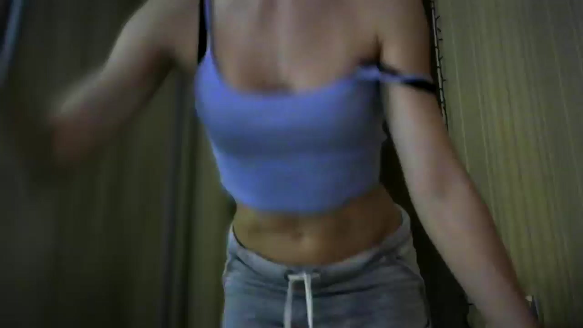 Gallery image thumbnail from bemyfriends's myfreecams stream on, 01/06/2025, 22:53 image 19 of 20