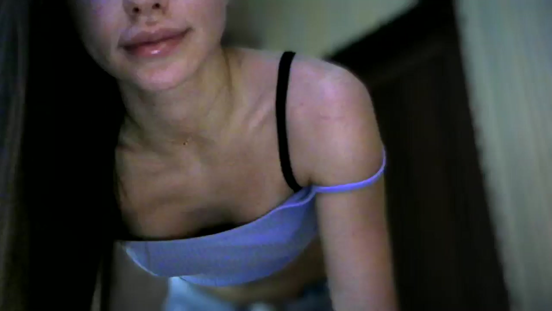 Gallery image thumbnail from bemyfriends's myfreecams stream on, 01/06/2025, 23:38 image 19 of 20