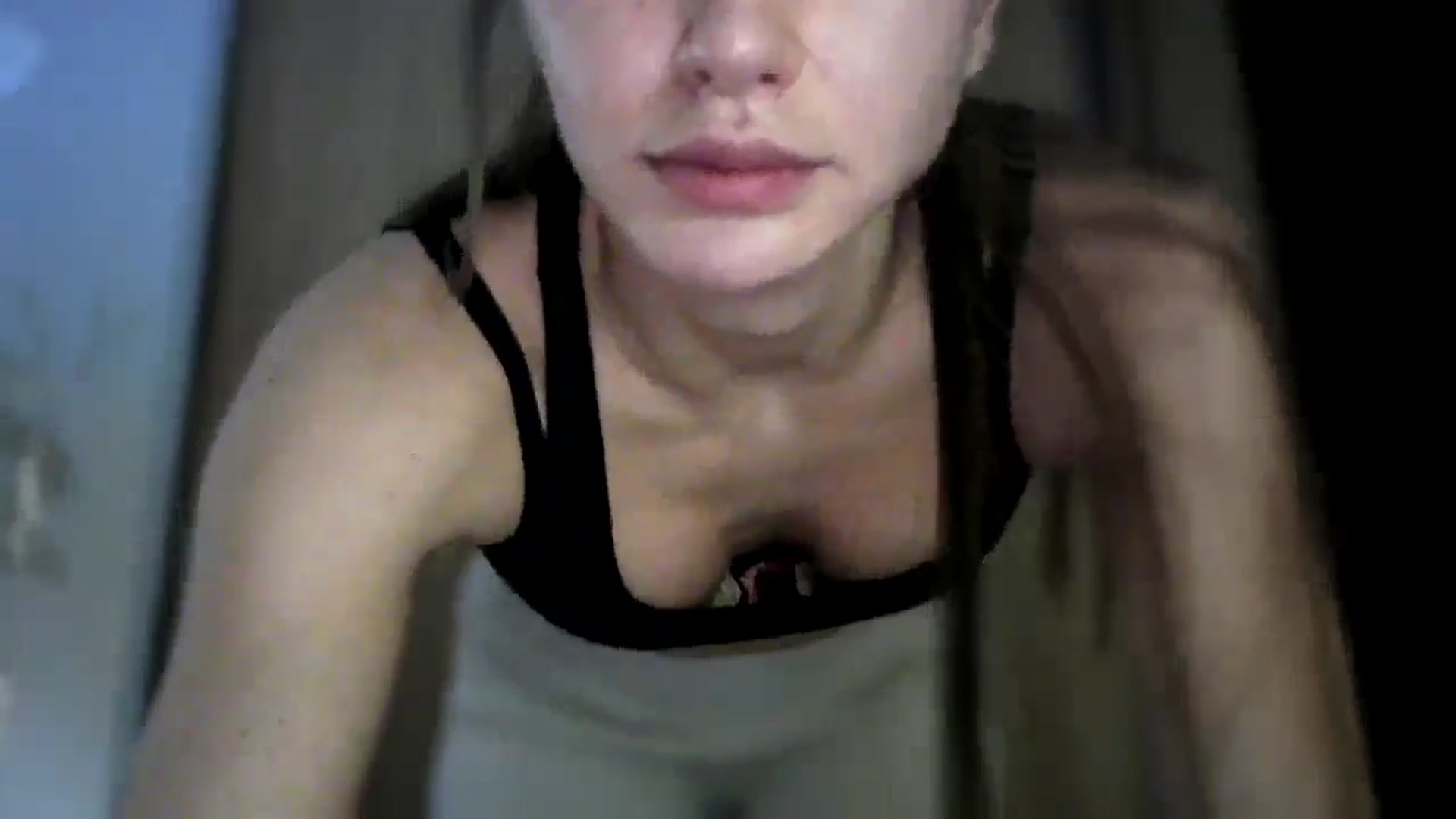 Gallery image thumbnail from bemyfriends's myfreecams stream on, 01/31/2025, 24:41 image 16 of 20