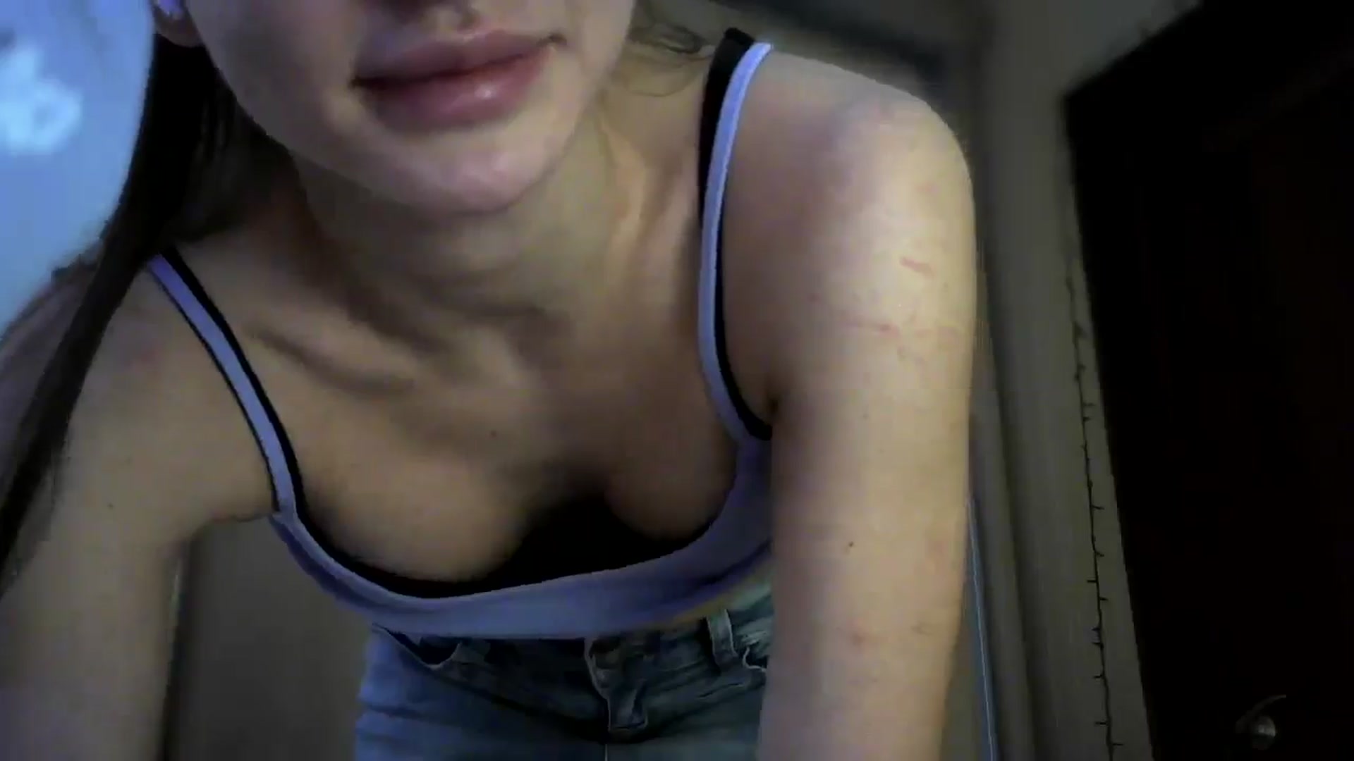 Gallery image thumbnail from bemyfriends's myfreecams stream on, 02/22/2025, 24:22 image 5 of 20