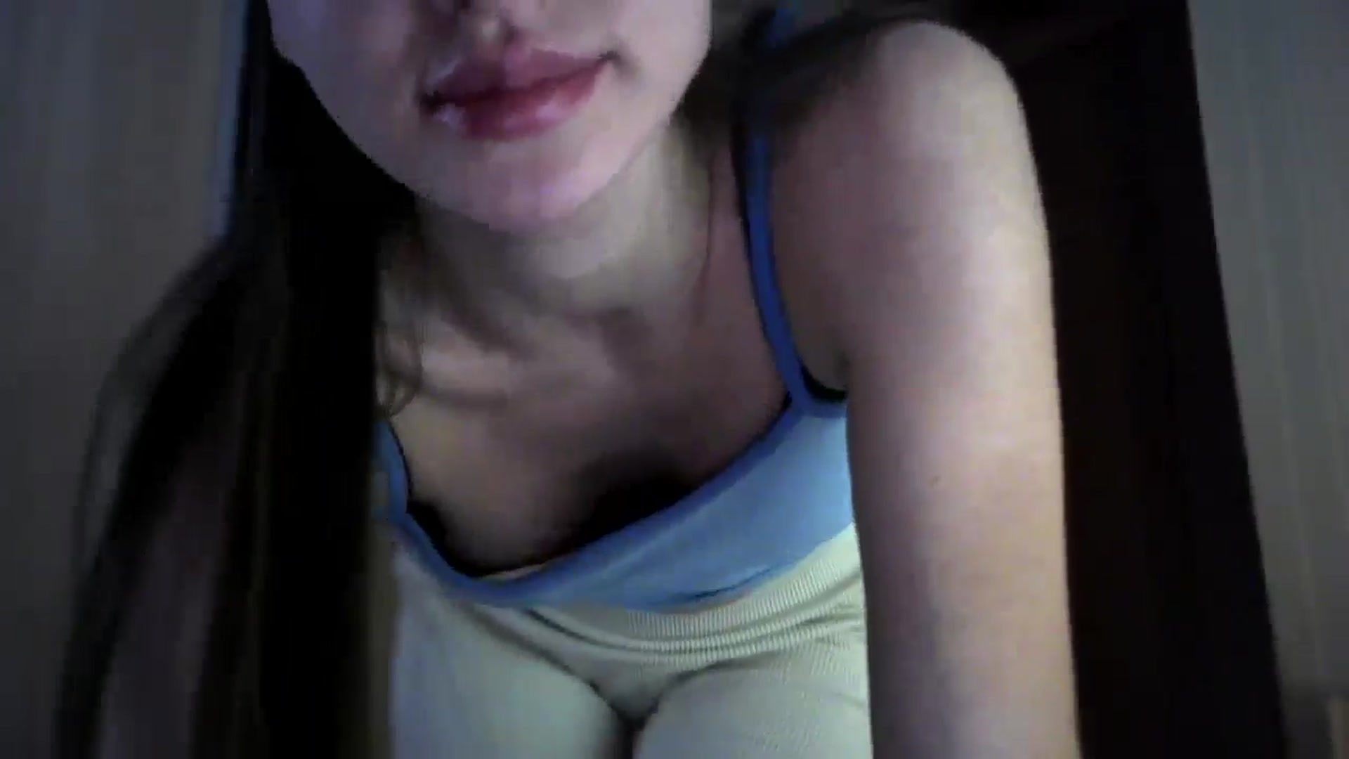 Gallery image thumbnail from bemyfriends's myfreecams stream on, 03/25/2025, 24:00 image 9 of 20