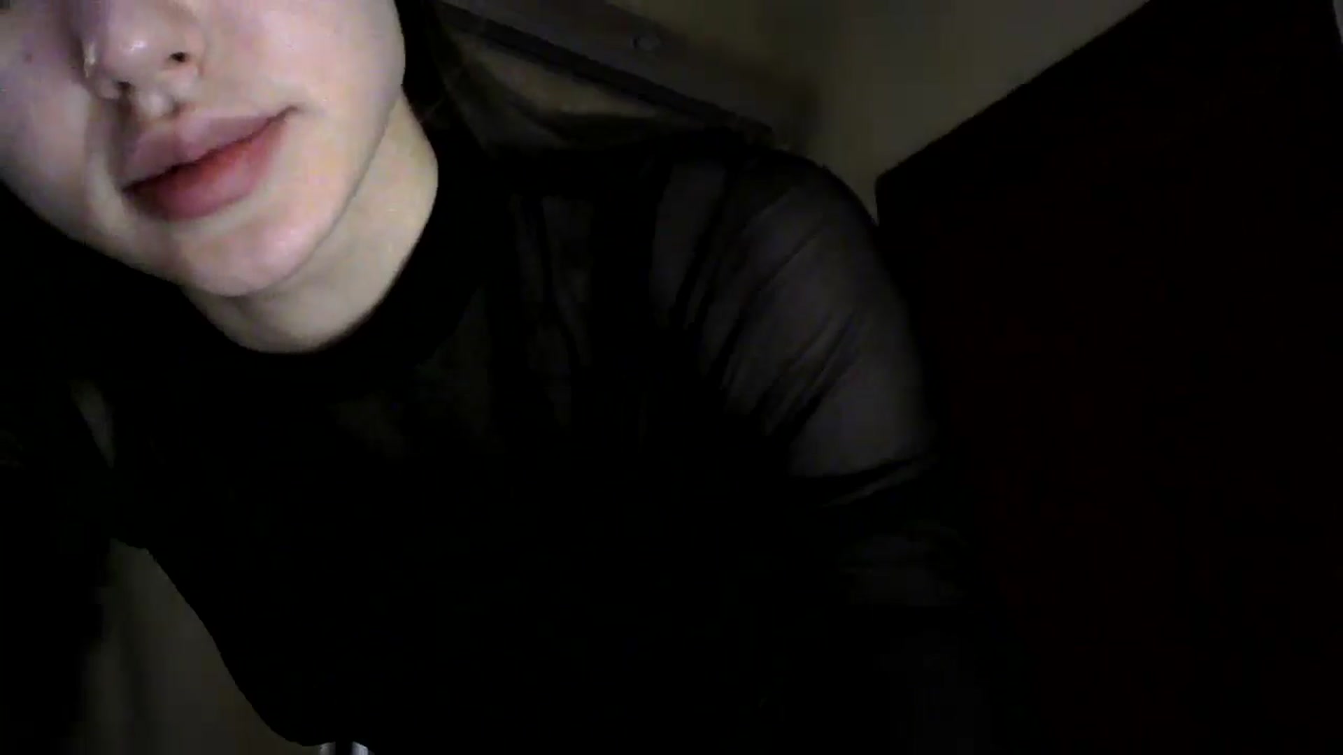 Gallery image thumbnail from bemyfriends's myfreecams stream on, 04/03/2025, 22:49 image 11 of 20
